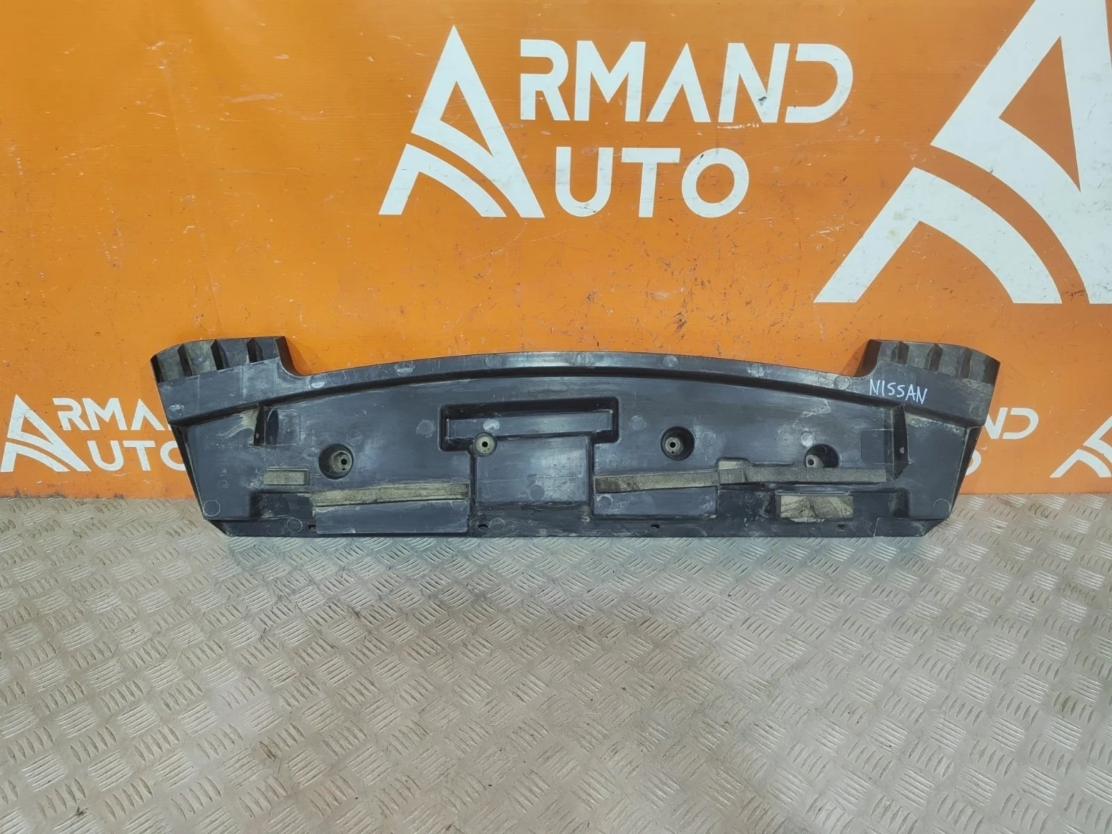 Пыльник бампера Nissan Qashqai 2013-2022 62660DF30A 2 J11, передний