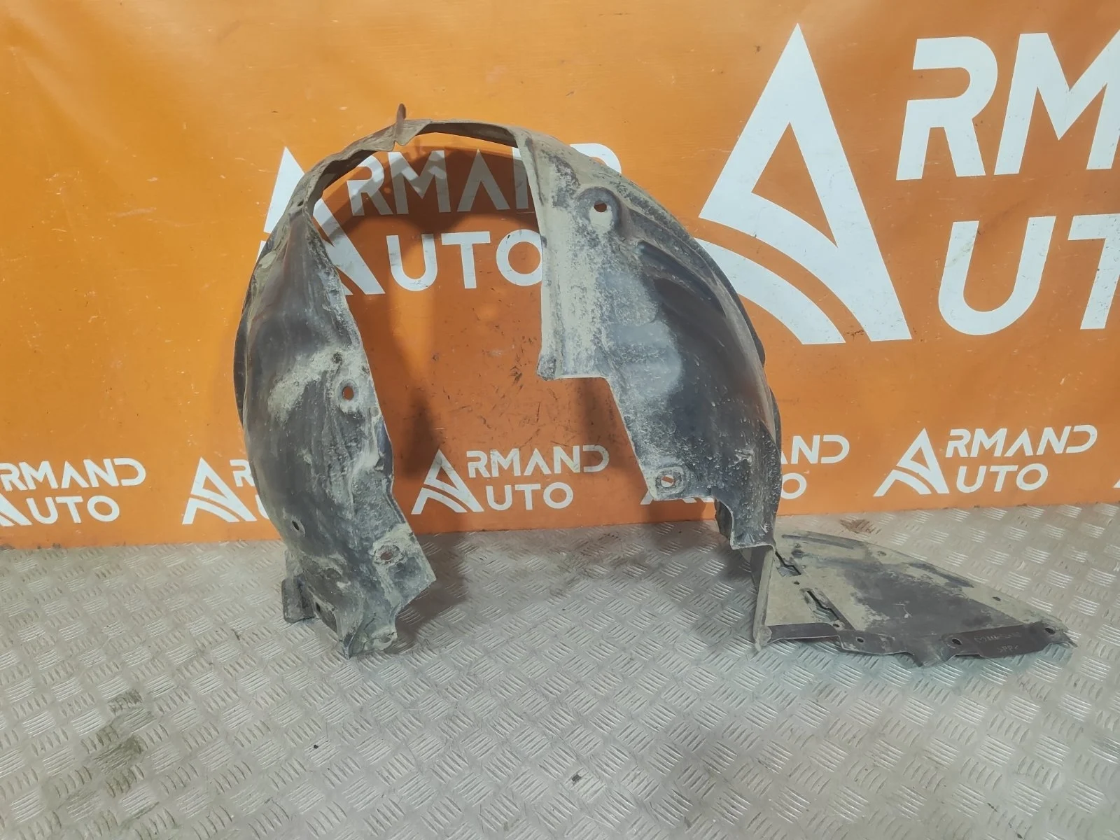 Подкрылок Mazda CX-5 2017-нв KB7W56140C 2, передний левый