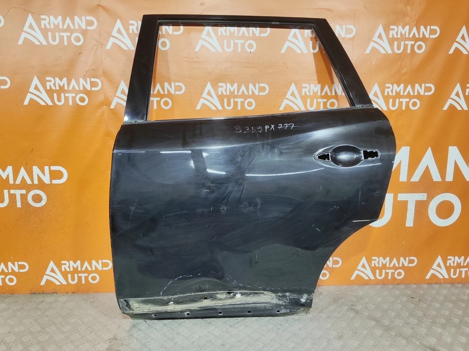Дверь Nissan Pathfinder 2012-2020 821013KC2A 4 R52, задняя левая