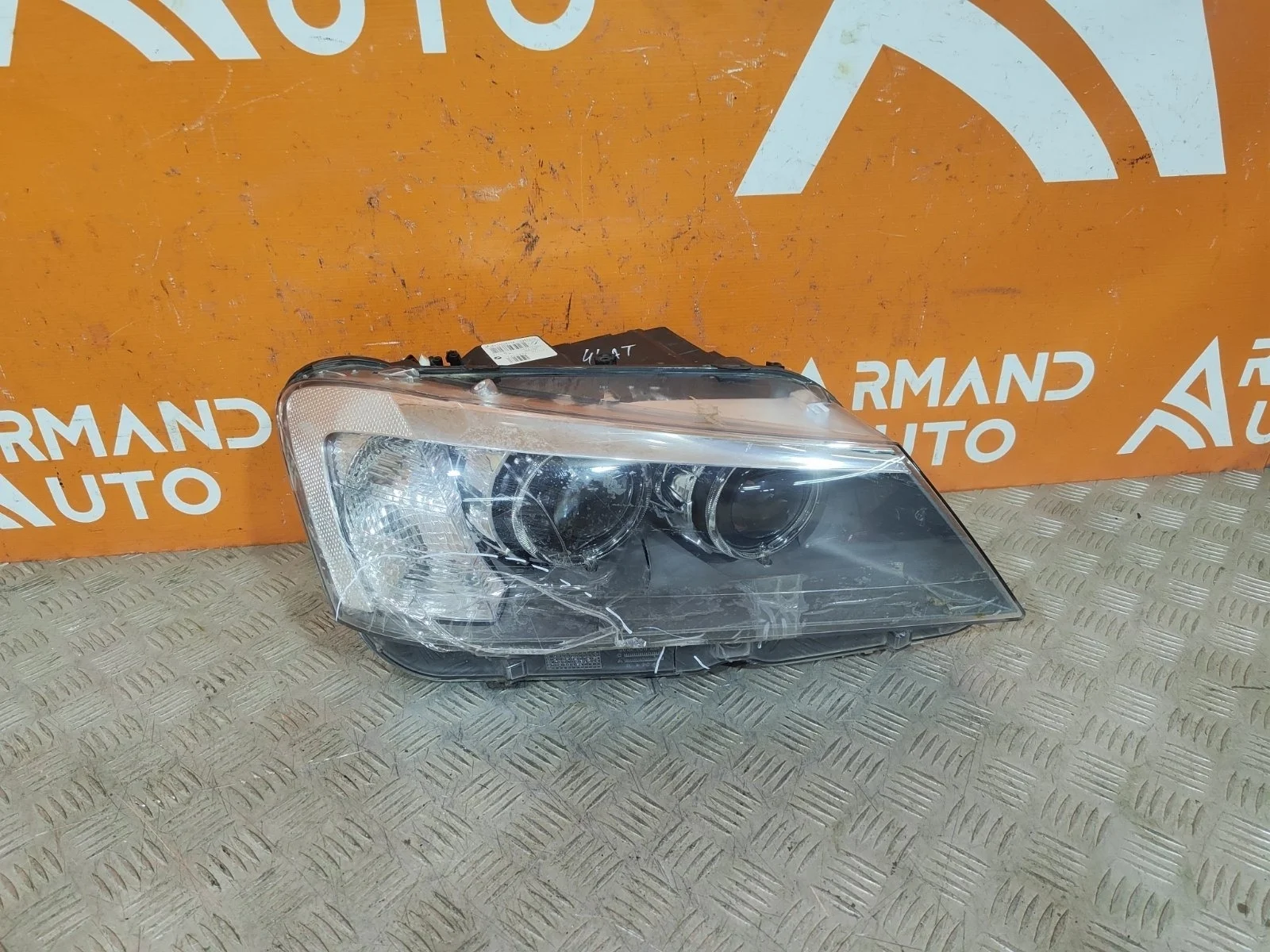 Фара BMW X3 2010-2014 63117276992 F25, правая