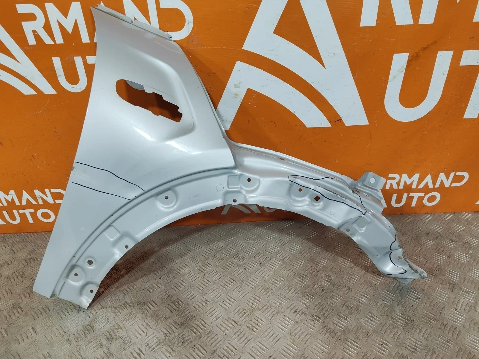 Крыло Mini Hatch 2013-2024 41007374522 F55, переднее правое