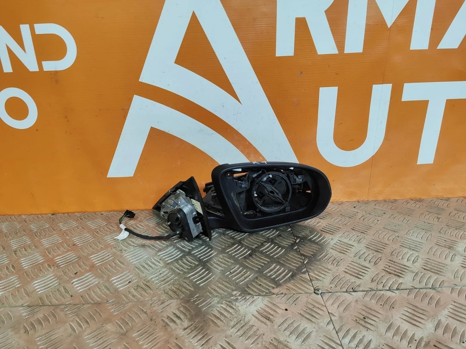 Зеркало Mercedes C-Class 2014-2021 A2058100002 W205, правое
