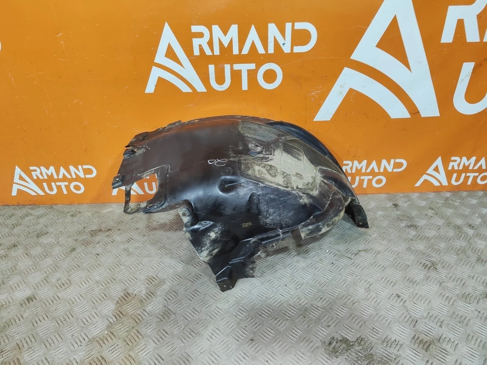 Подкрылок BMW X5 2013-2018 51717290854 F15, передний правый
