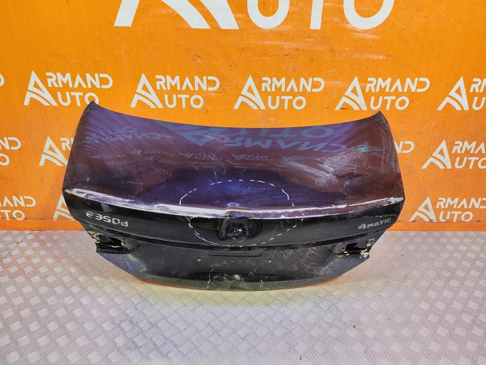 Крышка багажника Mercedes E-Class 2020-2023 A2137506600 W213