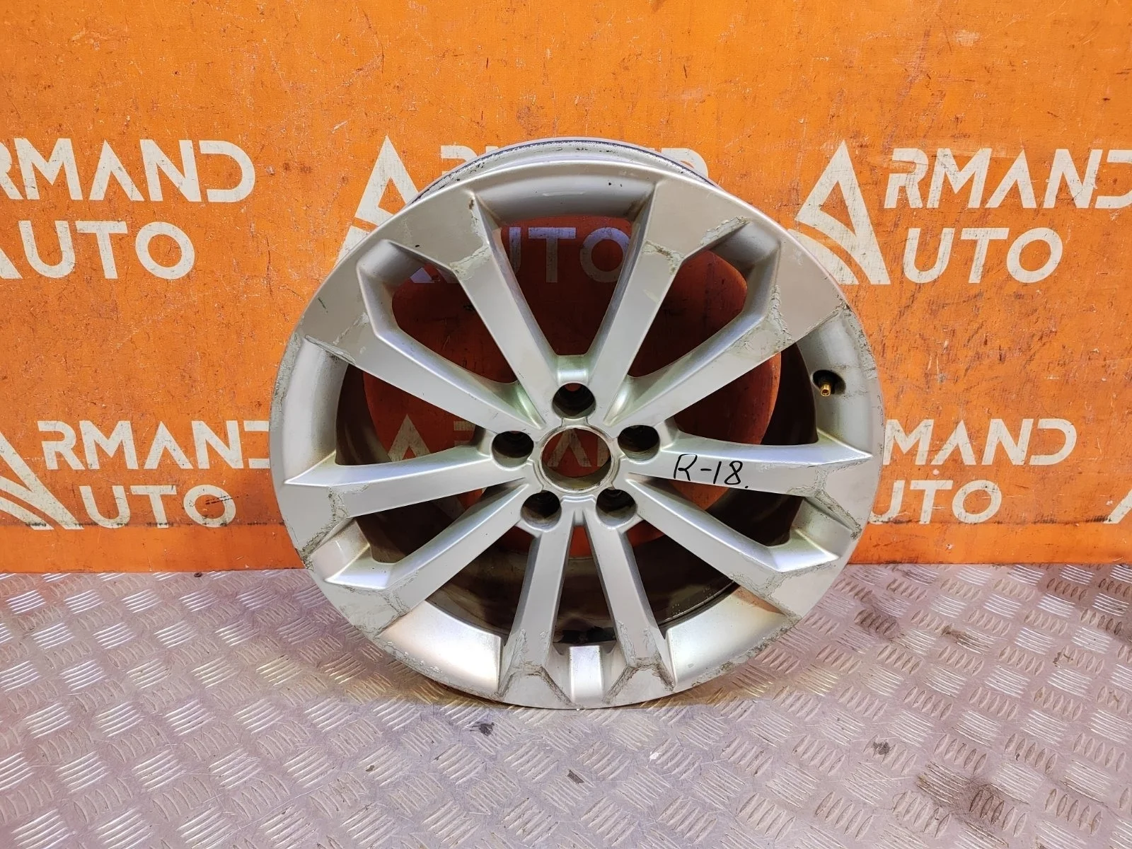 Диск колесный r18 Audi Q5 8R0601025BM 1 8R