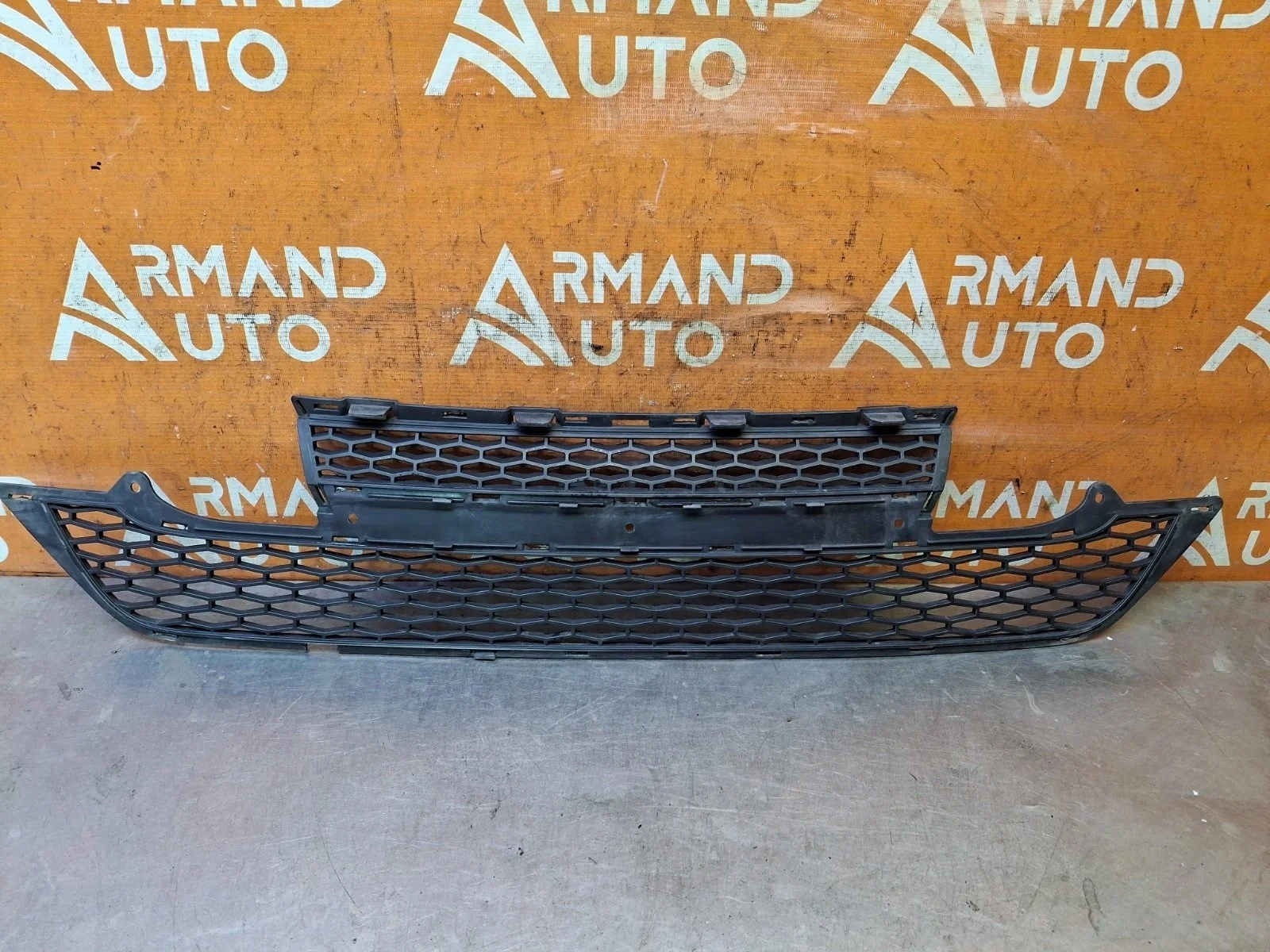 Решетка бампера Land Rover Range Rover Evoque 2011-2015 LR036184 1 L538, передняя