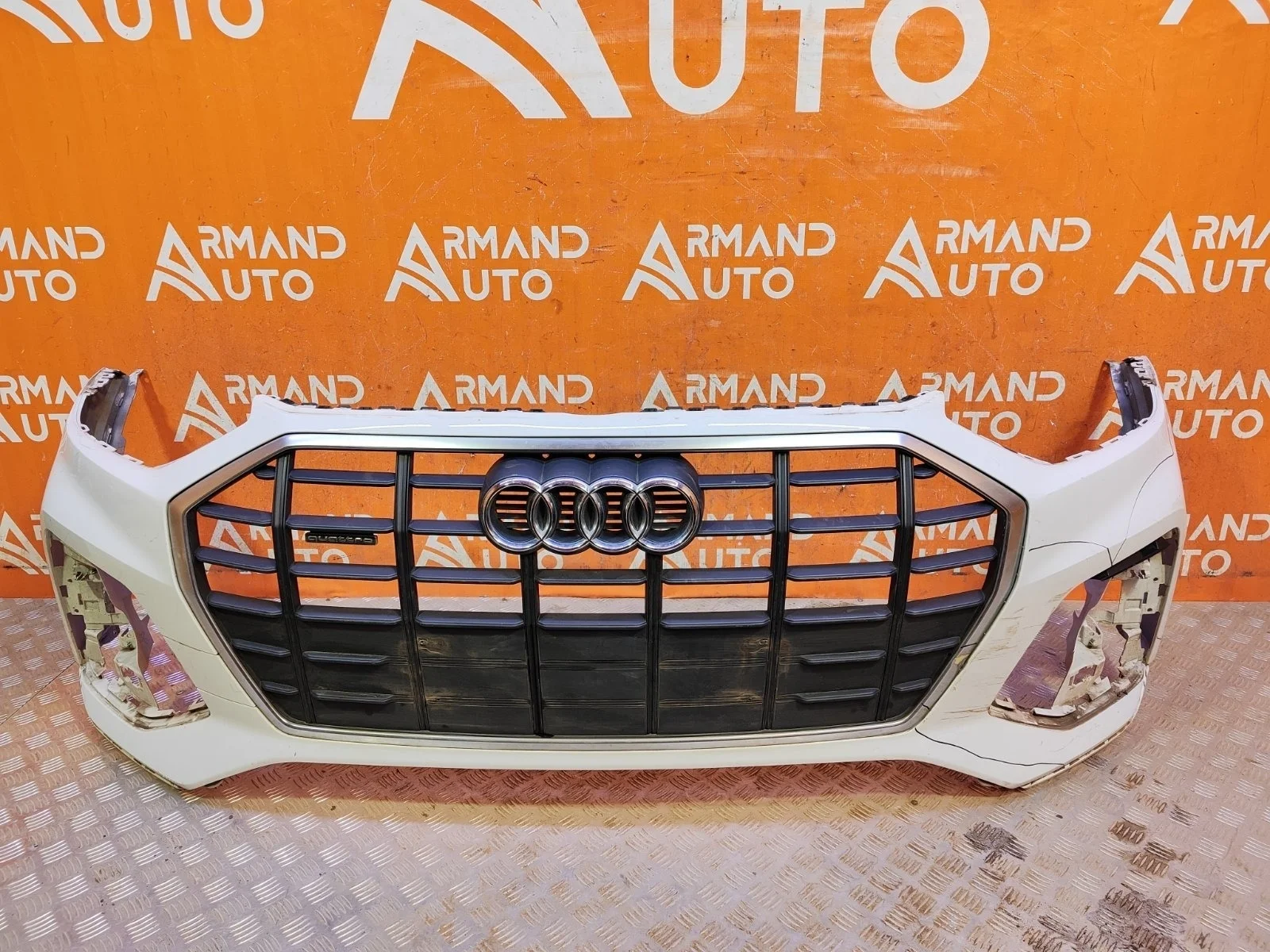 Бампер Audi Q5 2020-нв 80A807065GRU 2 FY, передний