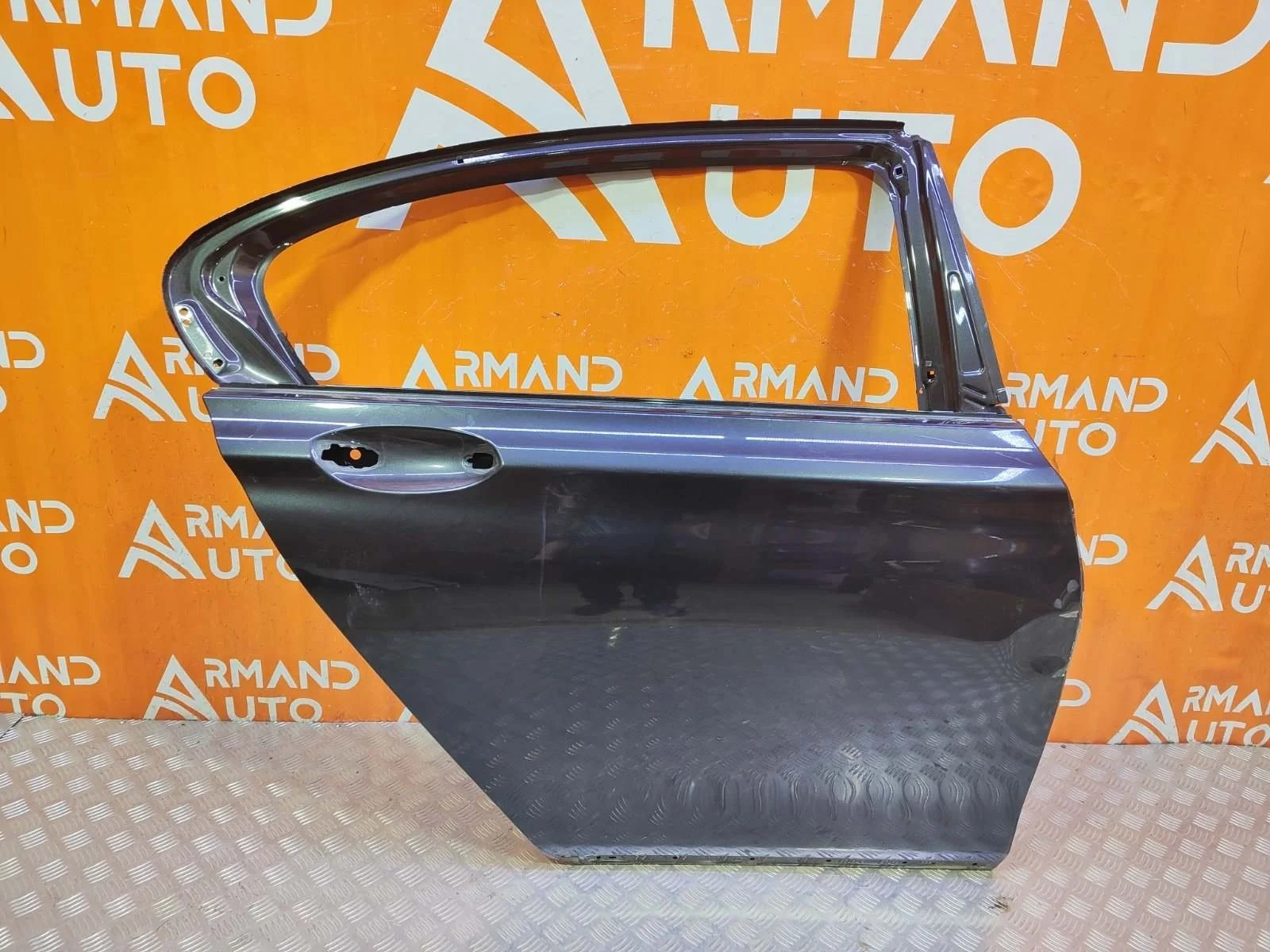 Дверь BMW 7 series 2015-2022 41527423704 G11, задняя правая