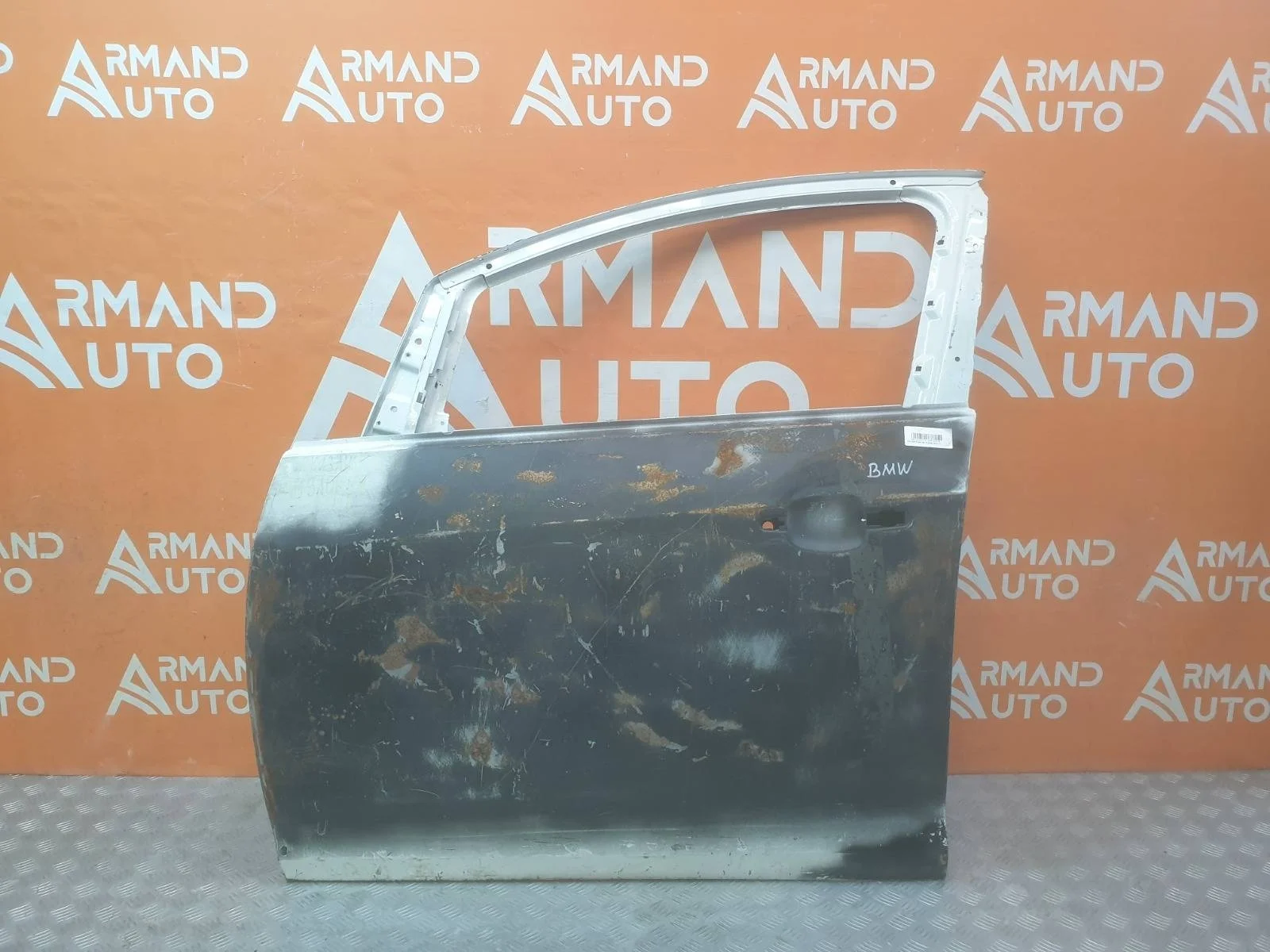 Дверь Opel Astra 2009-2017 13285606 J, передняя левая
