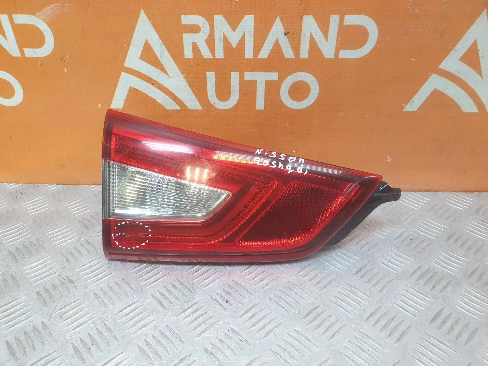 Фонарь внутренний Nissan Qashqai 2013-2019 265554EA5A 2 J11, левый