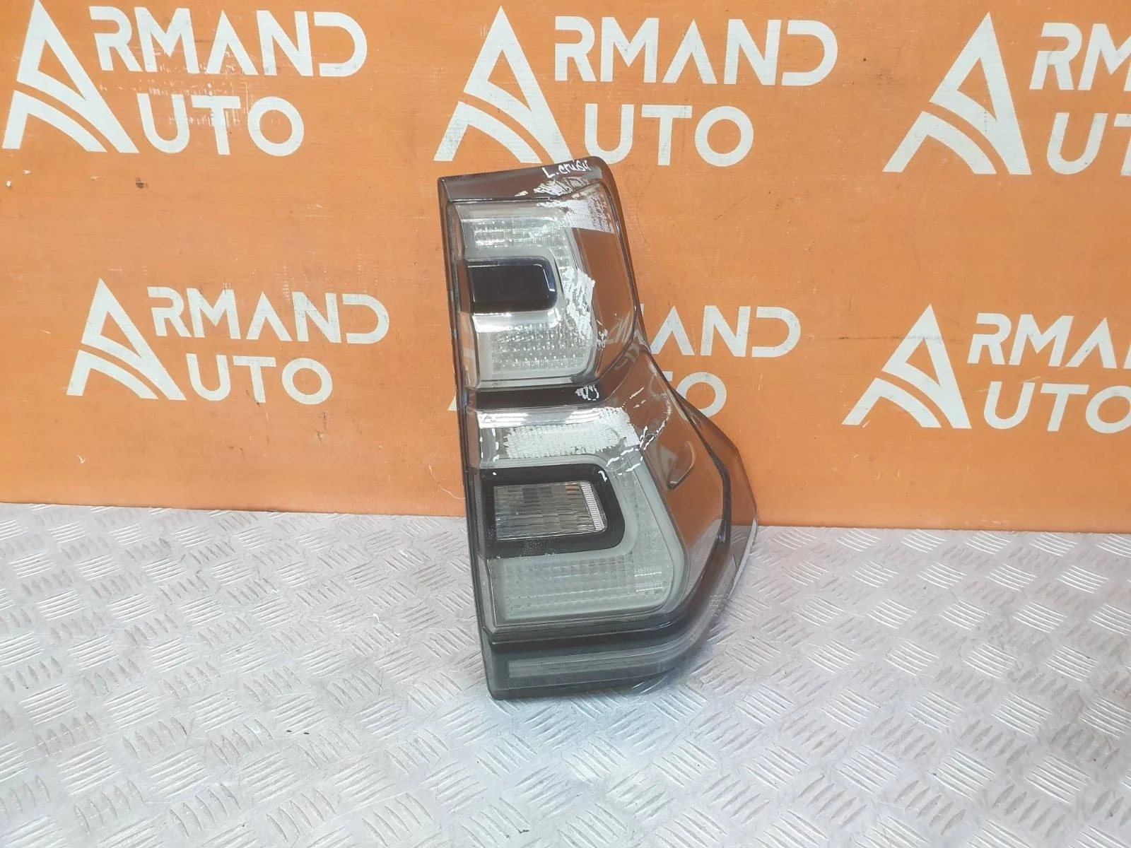 Фонарь Toyota Land Cruiser Prado 2017-2024 81551WQ010 150, правый