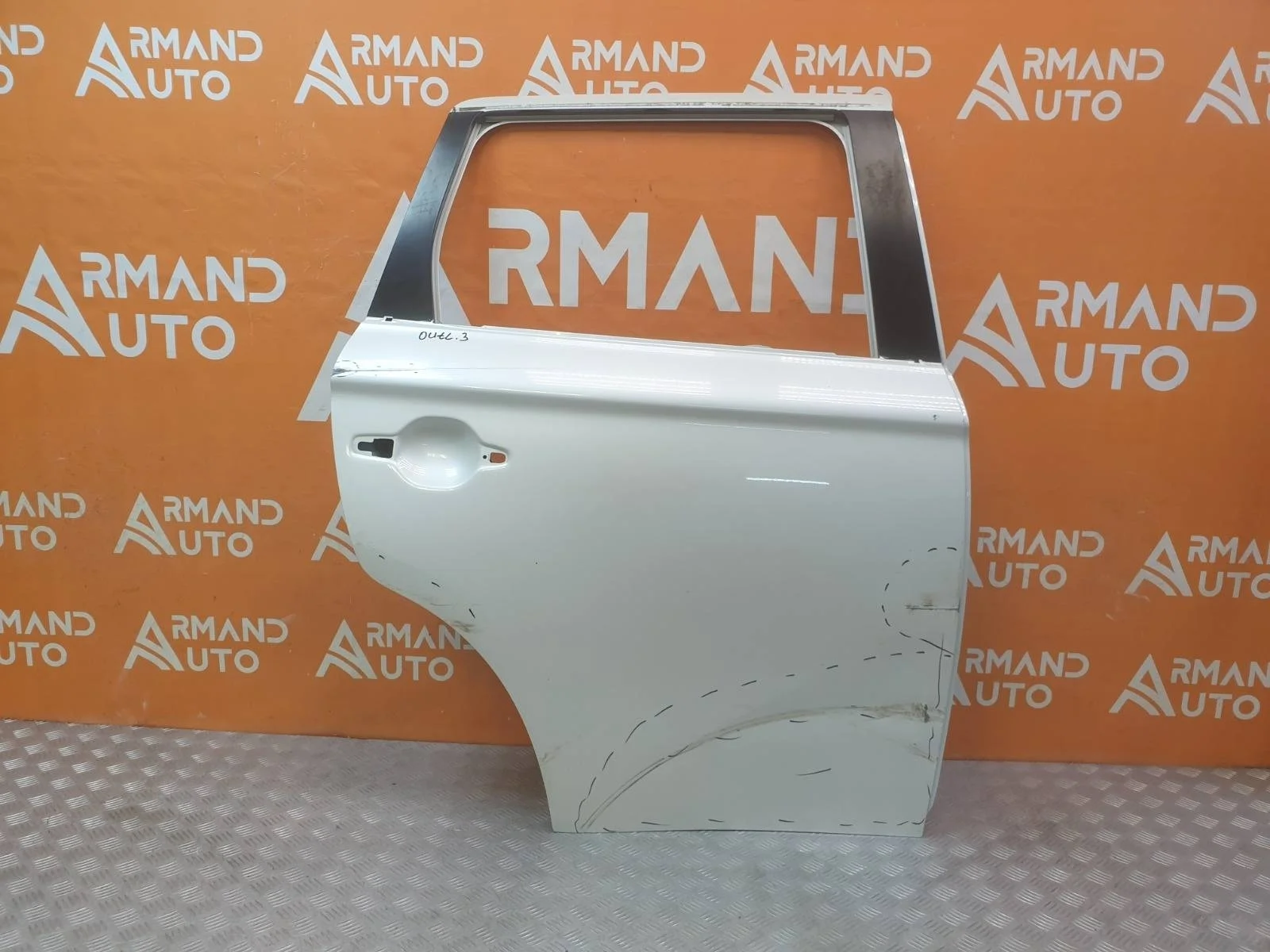 Дверь Mitsubishi Outlander 2012-2015 5730B390 3, задняя правая