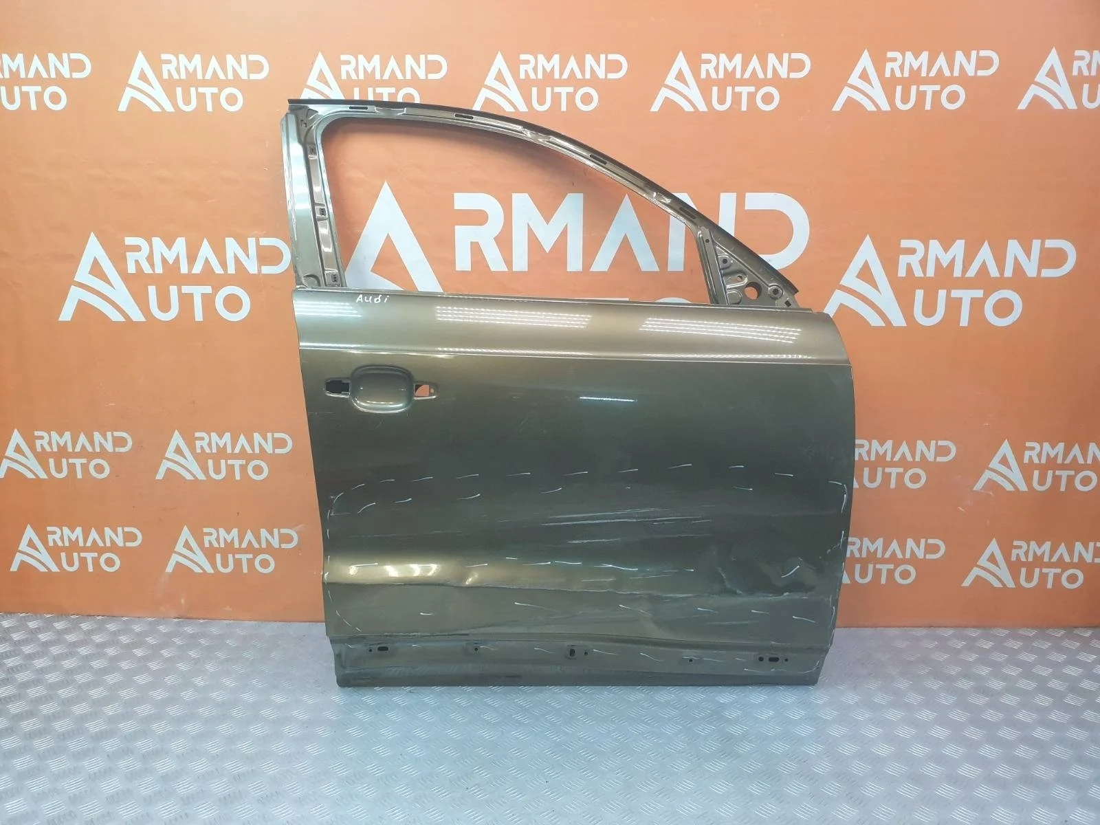 Дверь Audi Q3 2011-2018 8U0831052C 1 8U, передняя правая