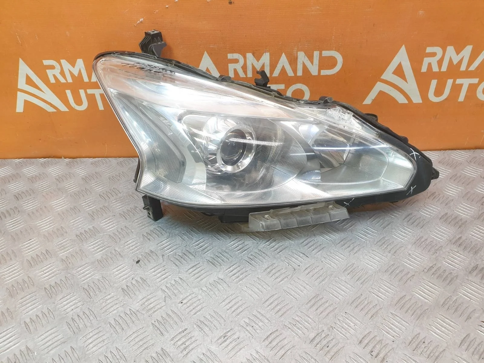 Фара Nissan Teana 2014-2020 260103TS3B 3 L33, правая