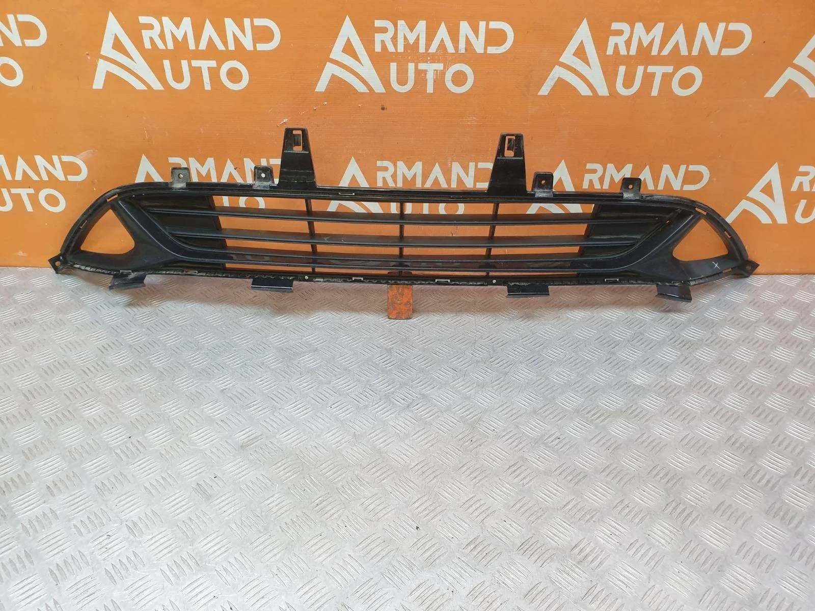 Накладка бампера Kia Optima 2018-2020 86562D4500 4 JF, передняя