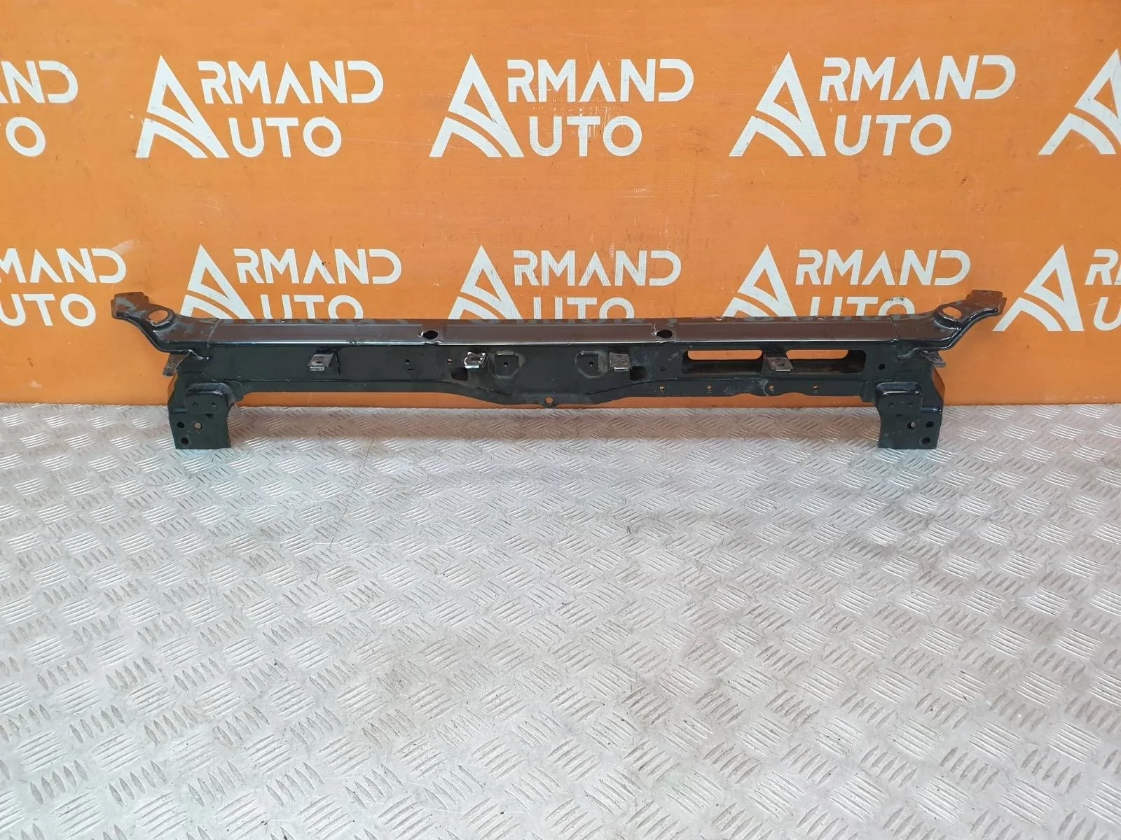 Панель передняя (суппорт радиатора) верхняя Hyundai Santa fe 2015-2019 641012W500 3 DM