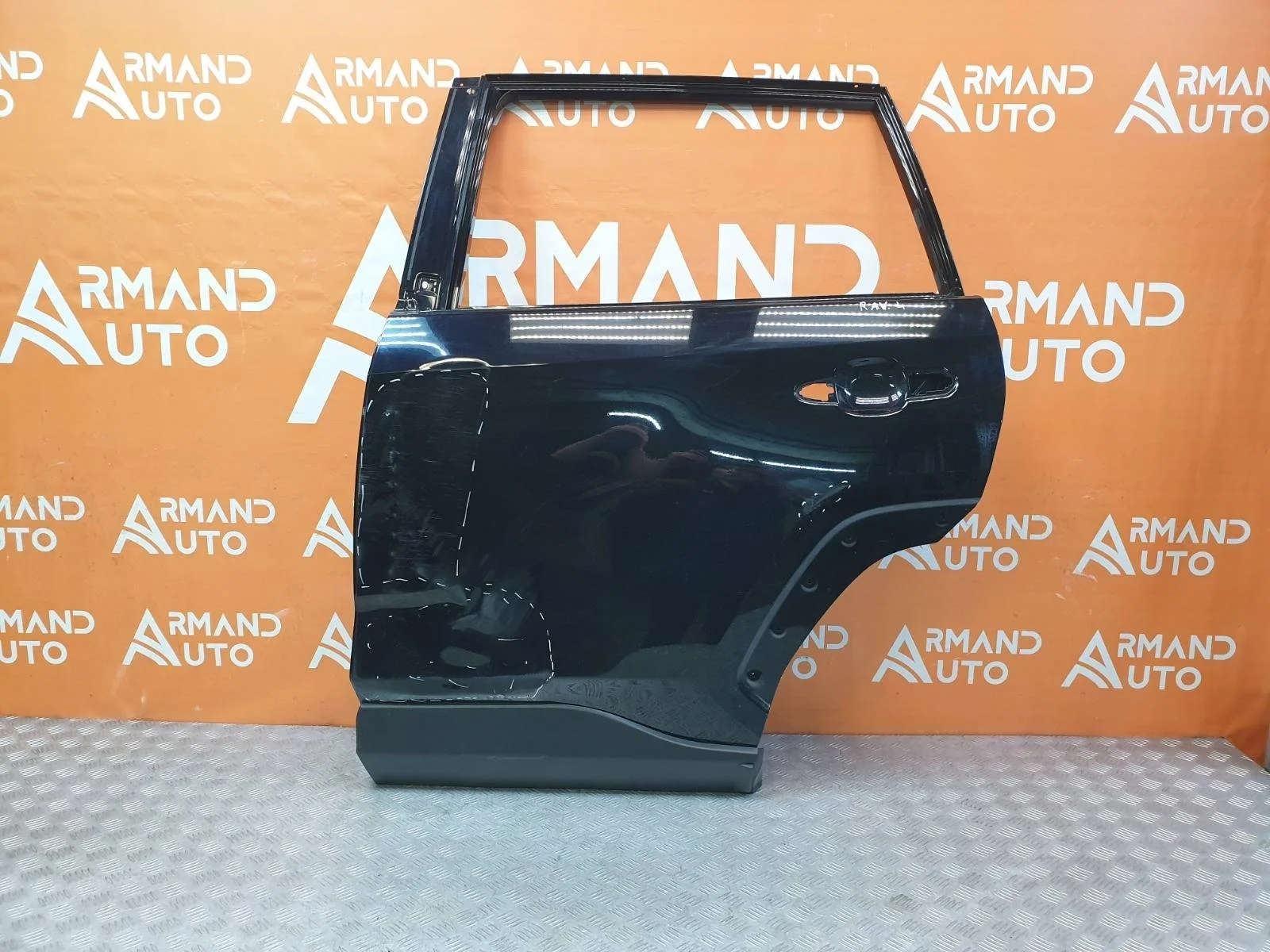 Дверь Toyota RAV4 2018-нв 670040R150 5 XA50, задняя левая