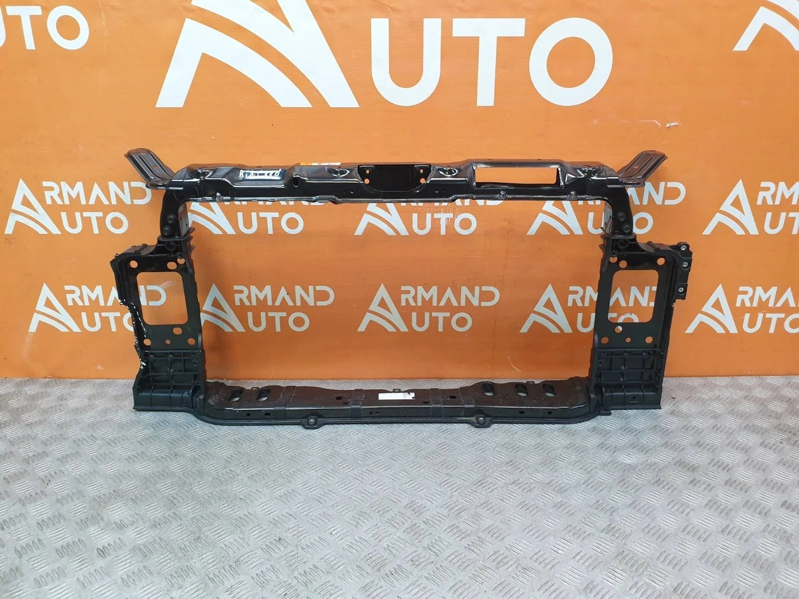 Панель передняя (суппорт радиатора) Hyundai I30 2011-2017 64101A6200 2 GD