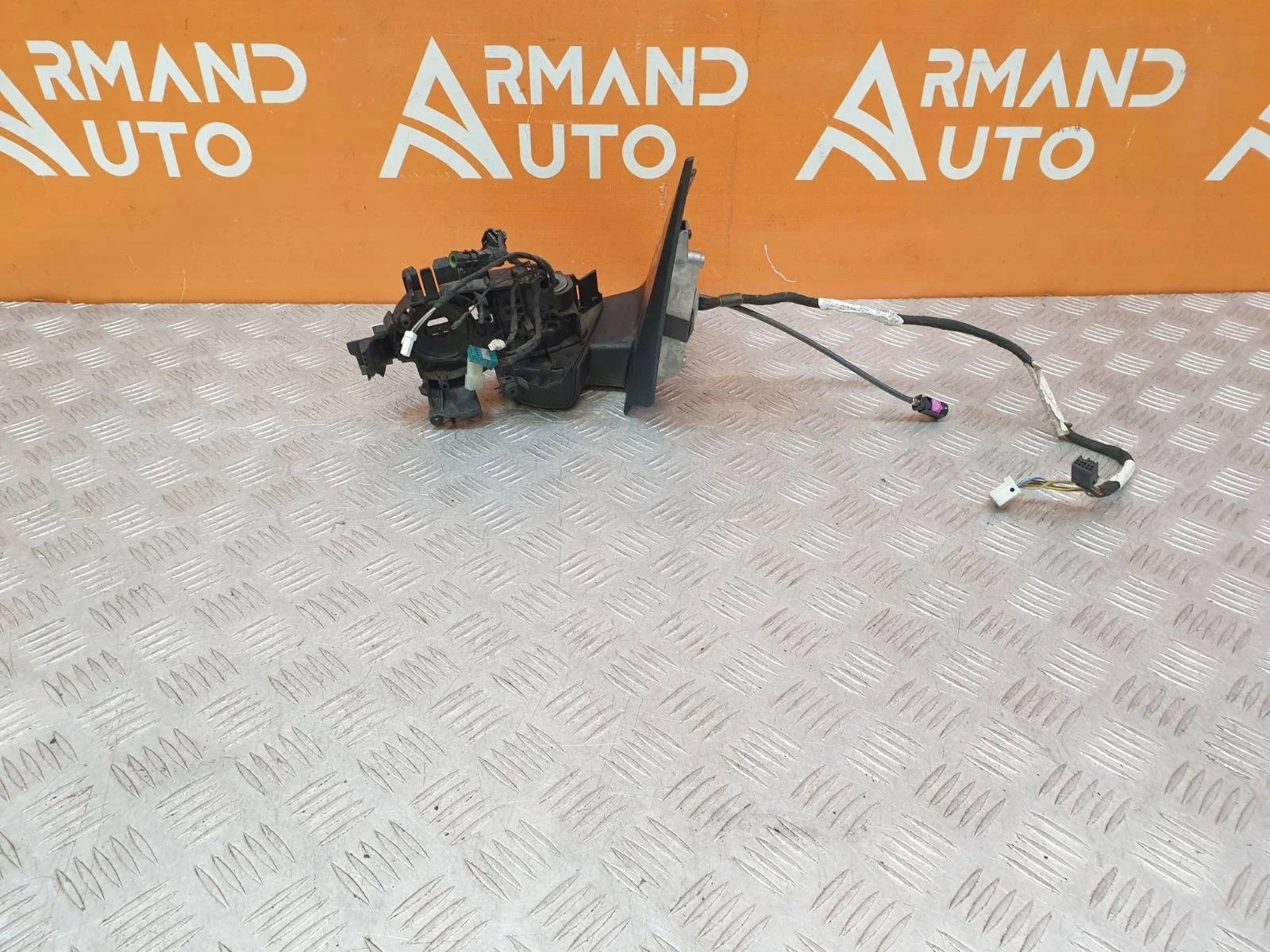 Зеркало Mercedes GL GLS-Class 2012-2019 A1668109700 X166, левое