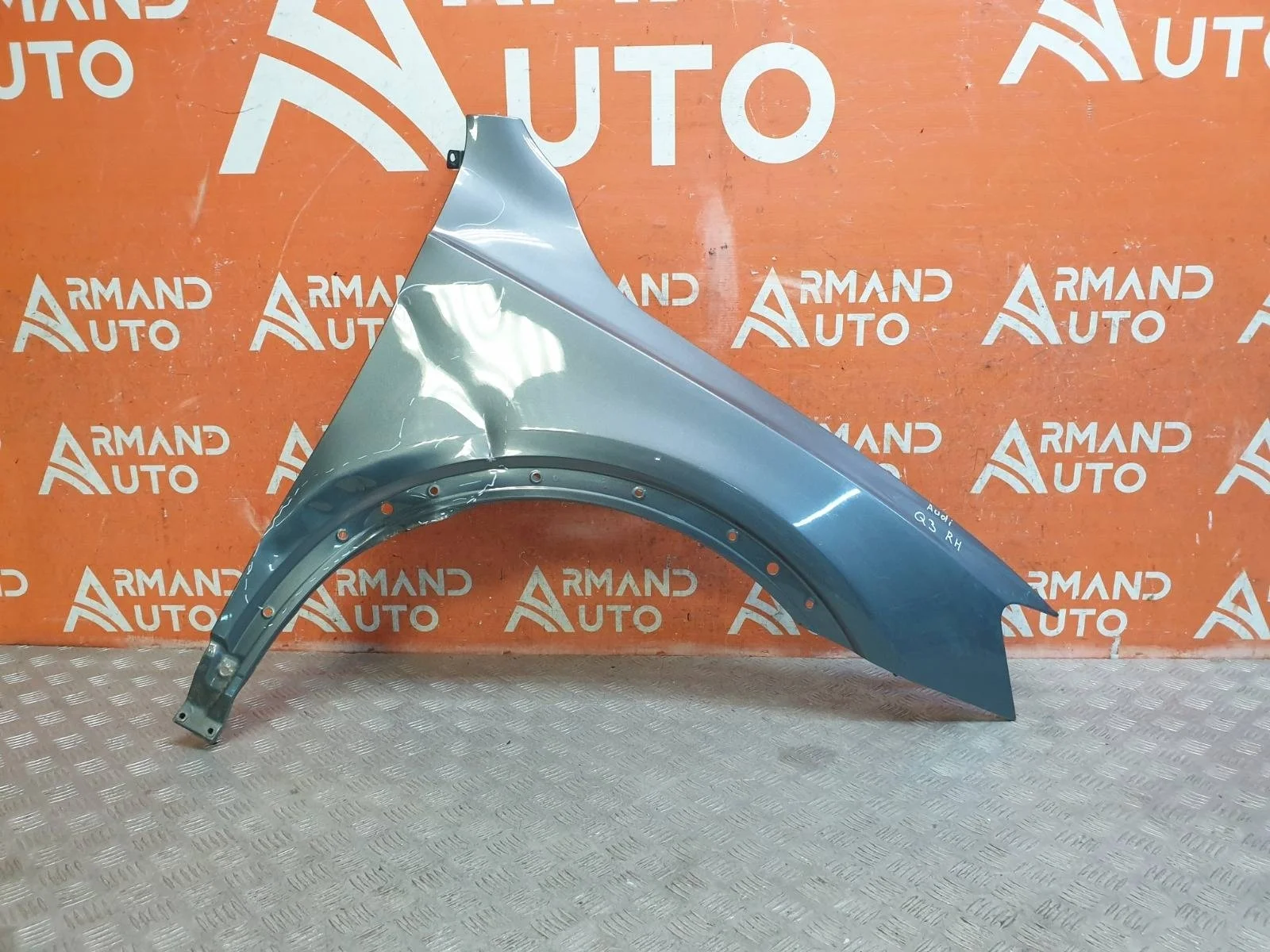 Крыло Audi Q3 2011-2018 8U0821106 1 8U, переднее правое