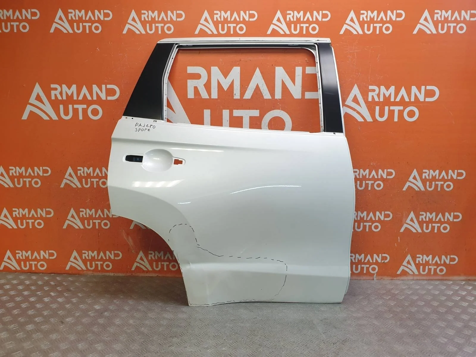 Дверь Mitsubishi Pajero Sport 2015-нв 5730B882 3, задняя правая