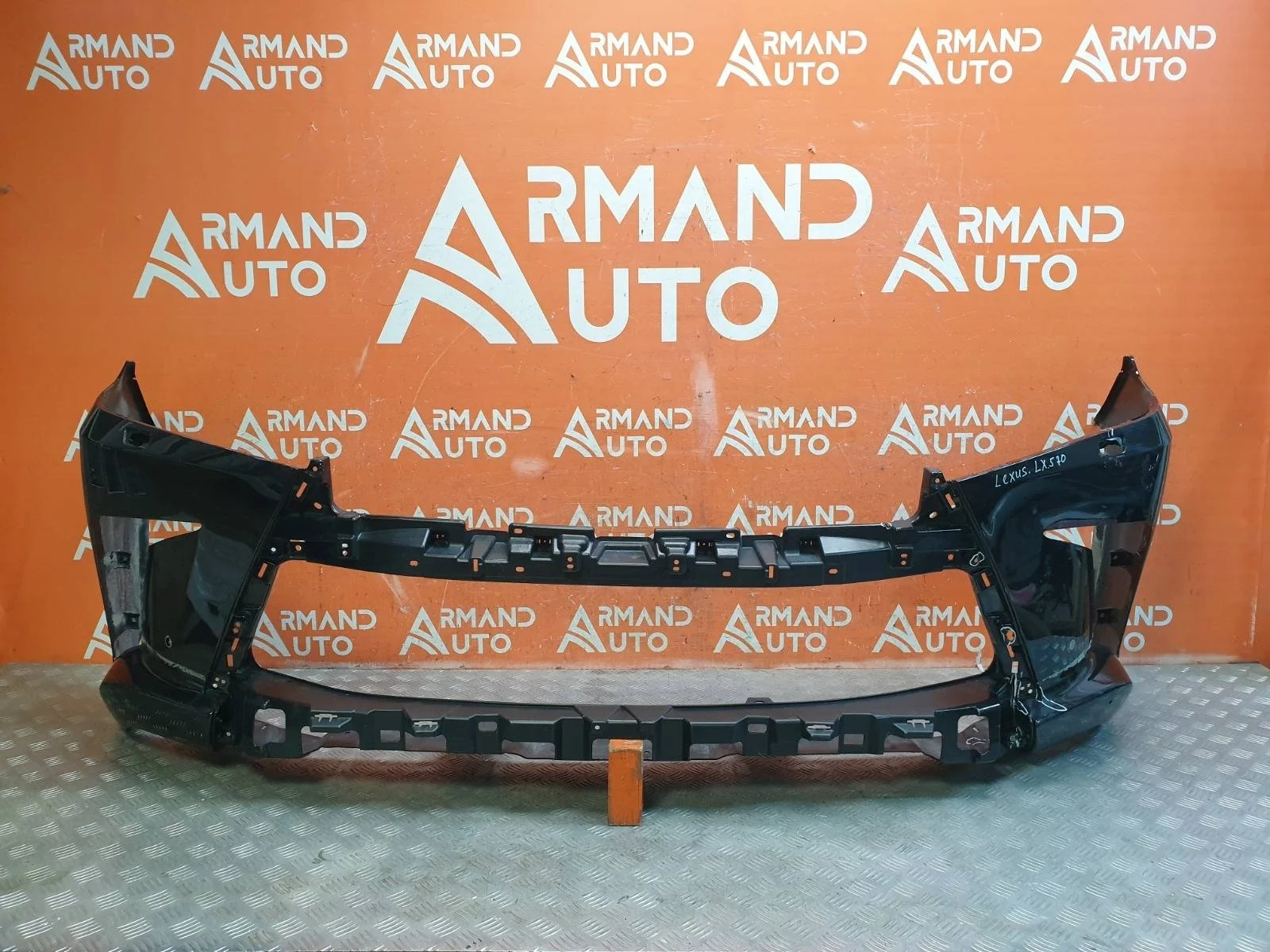 Бампер Lexus LX 2015-2023 521196B973 3 URJ200, передний