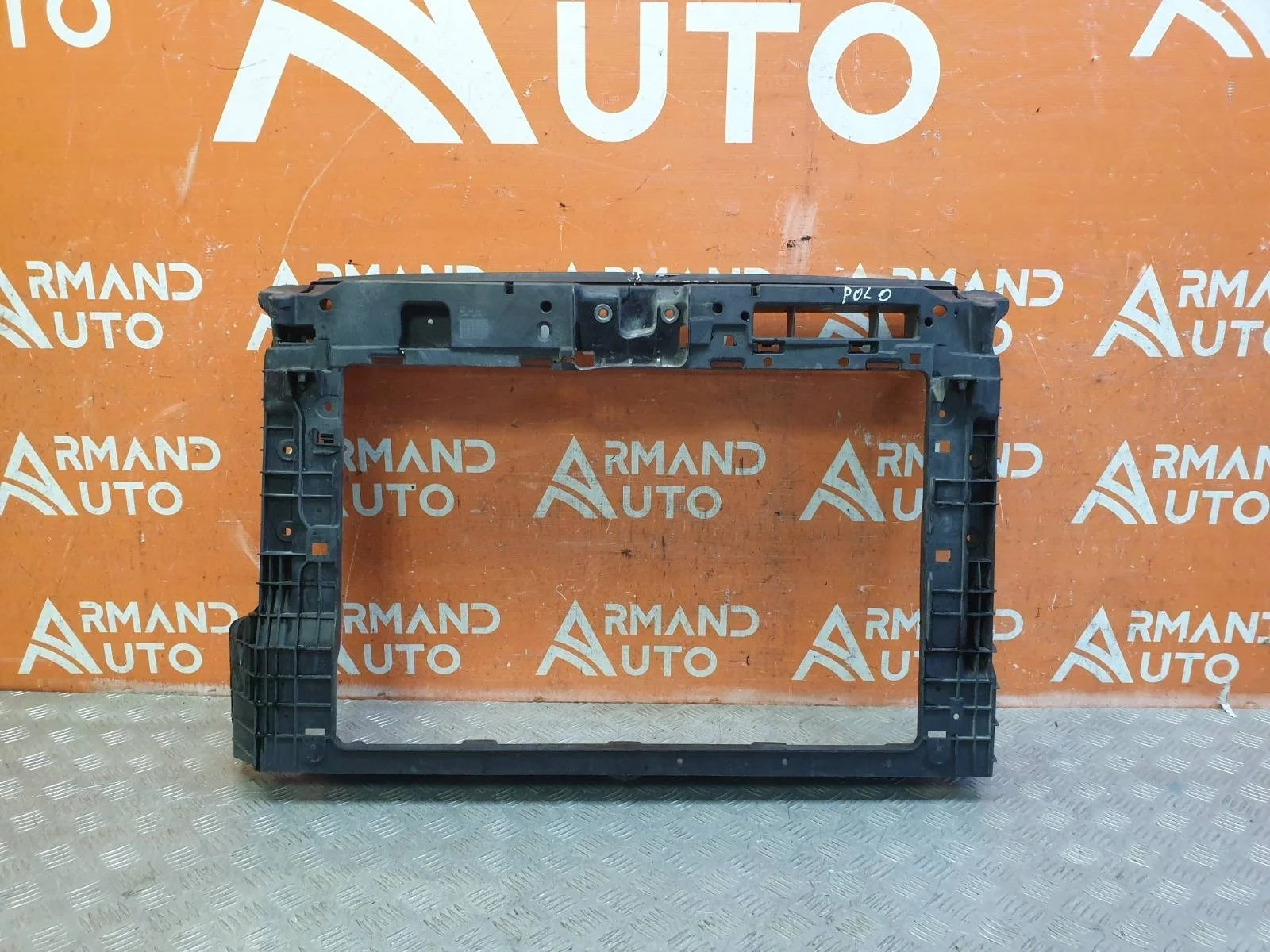Панель передняя (суппорт радиатора) Skoda Rapid 2020-2023 60U805588E 2
