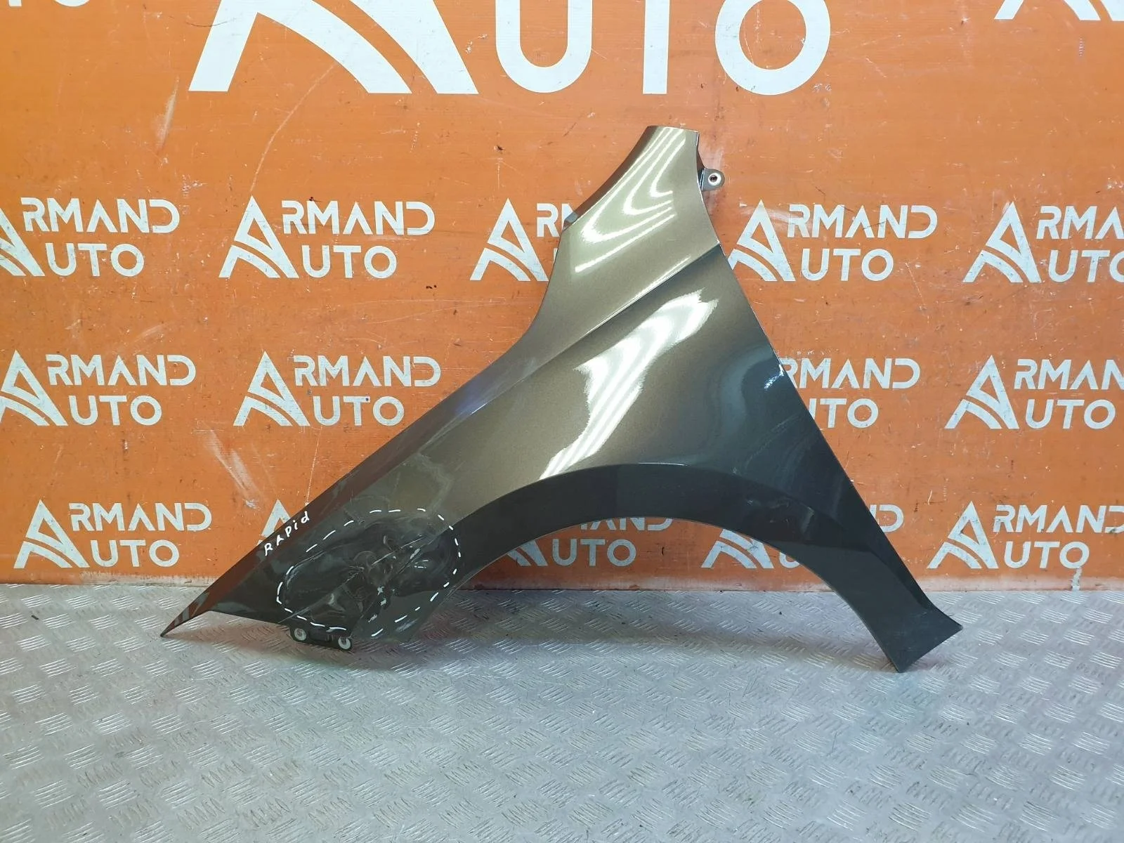 Крыло Skoda Rapid 2020-2023 60U821021 2, переднее левое