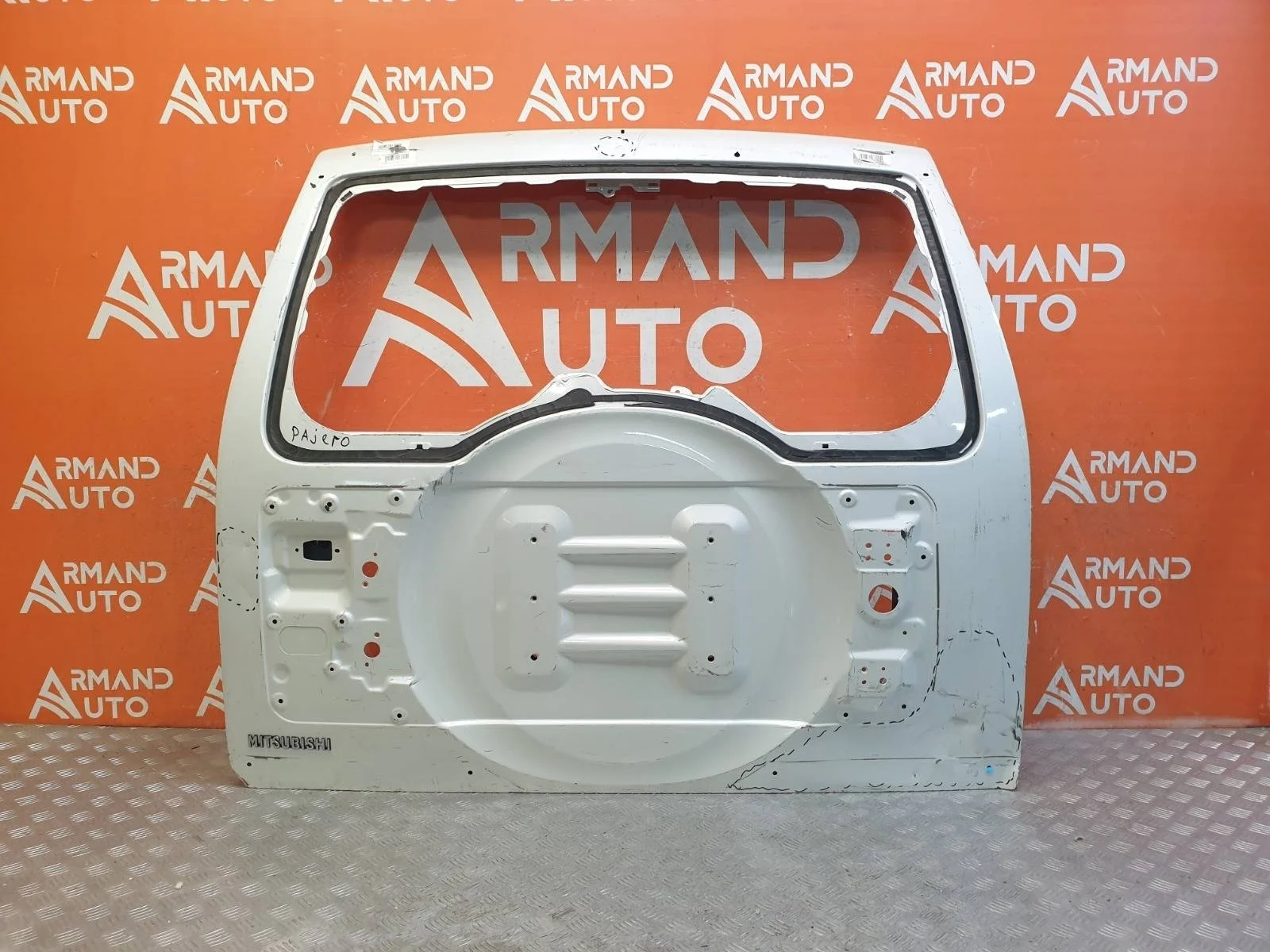 Дверь багажника Mitsubishi Pajero 2006-2014 5821A104 4