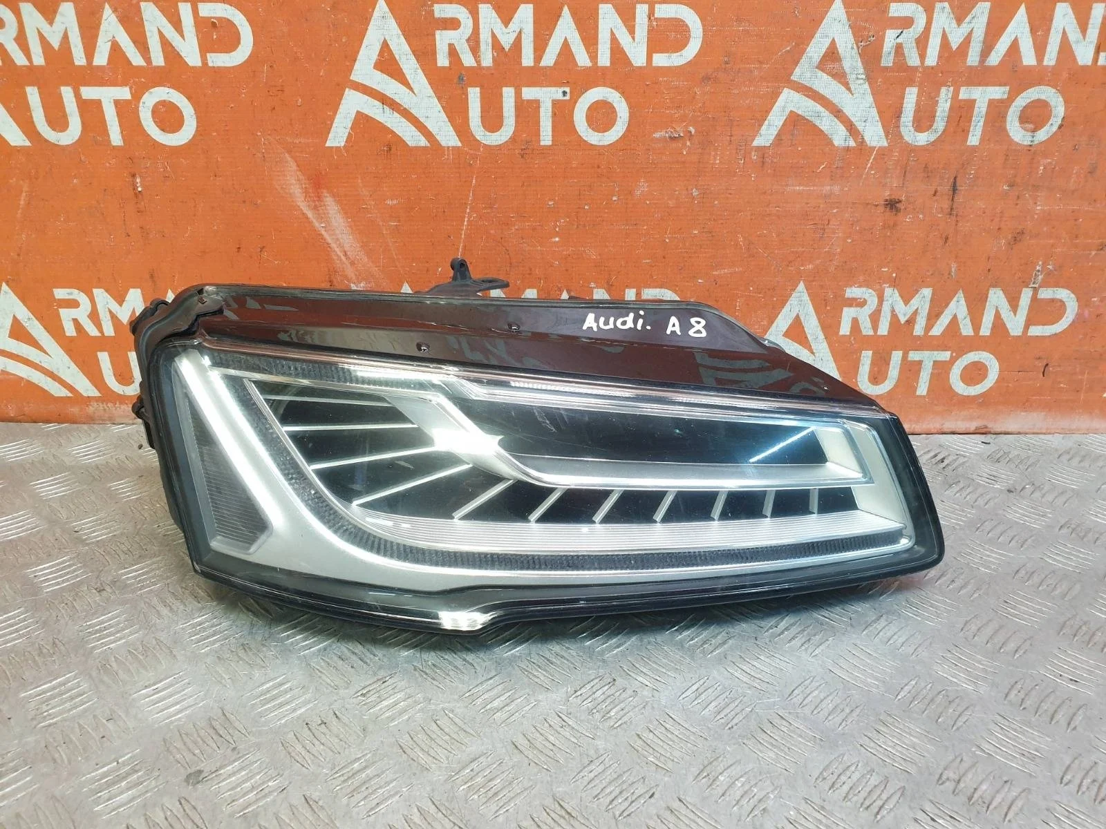 Фара Audi A8 2013-2017 4H0941784 3 D4, правая