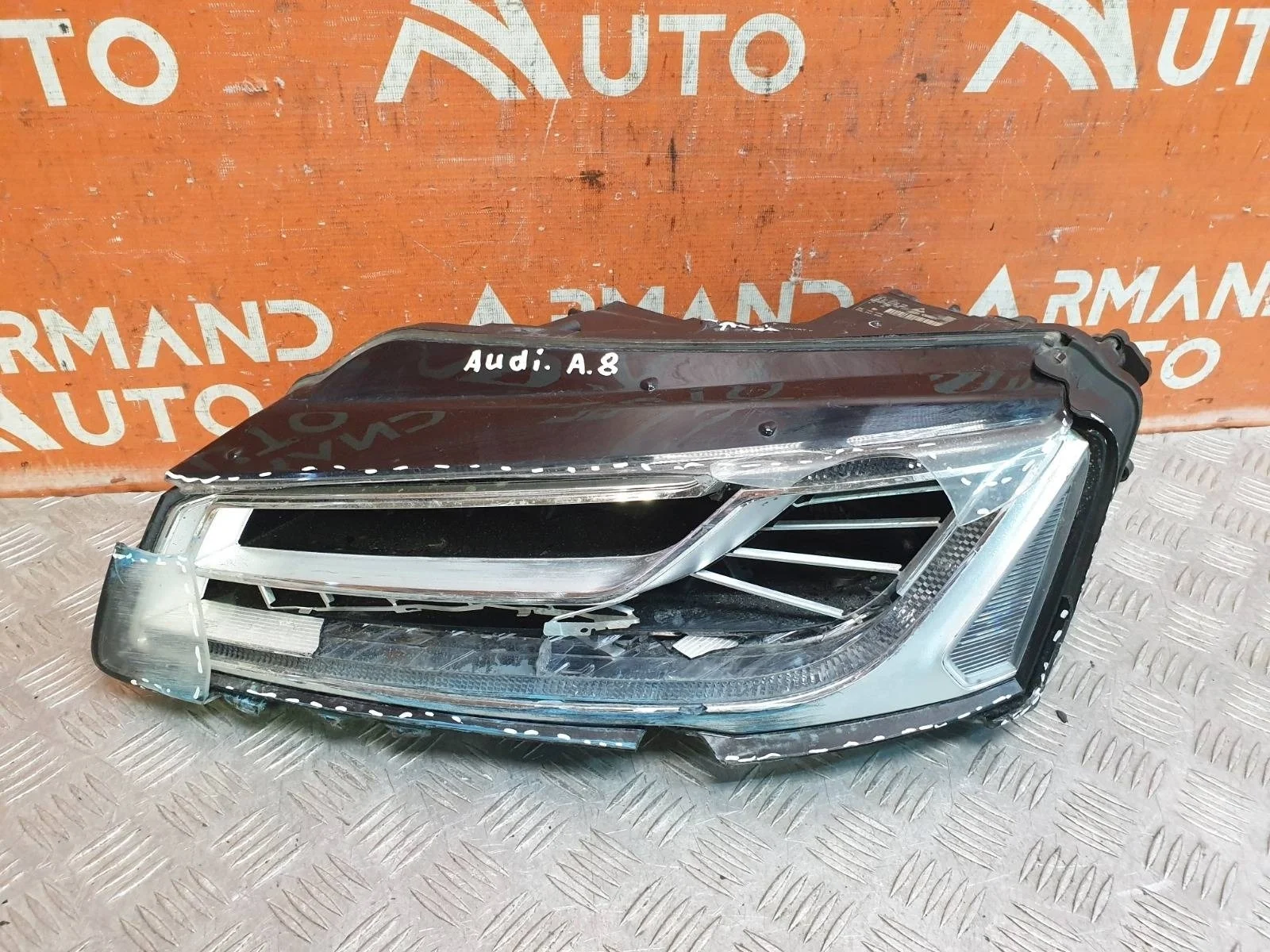 Фара Audi A8 2013-2017 4H0941783 3 D4, левая