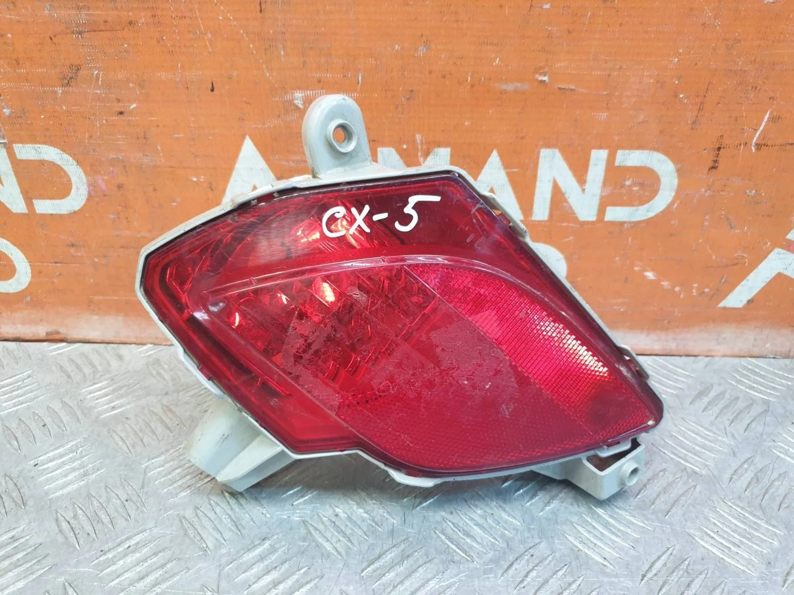 Фонарь противотуманный Mazda CX-5 2011-2017 KD5351660A 1, левый