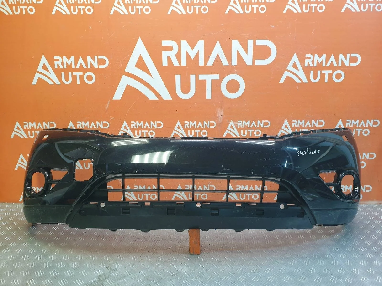 Бампер Nissan Pathfinder 2012-2017 620223KY0H 4 R52, передний