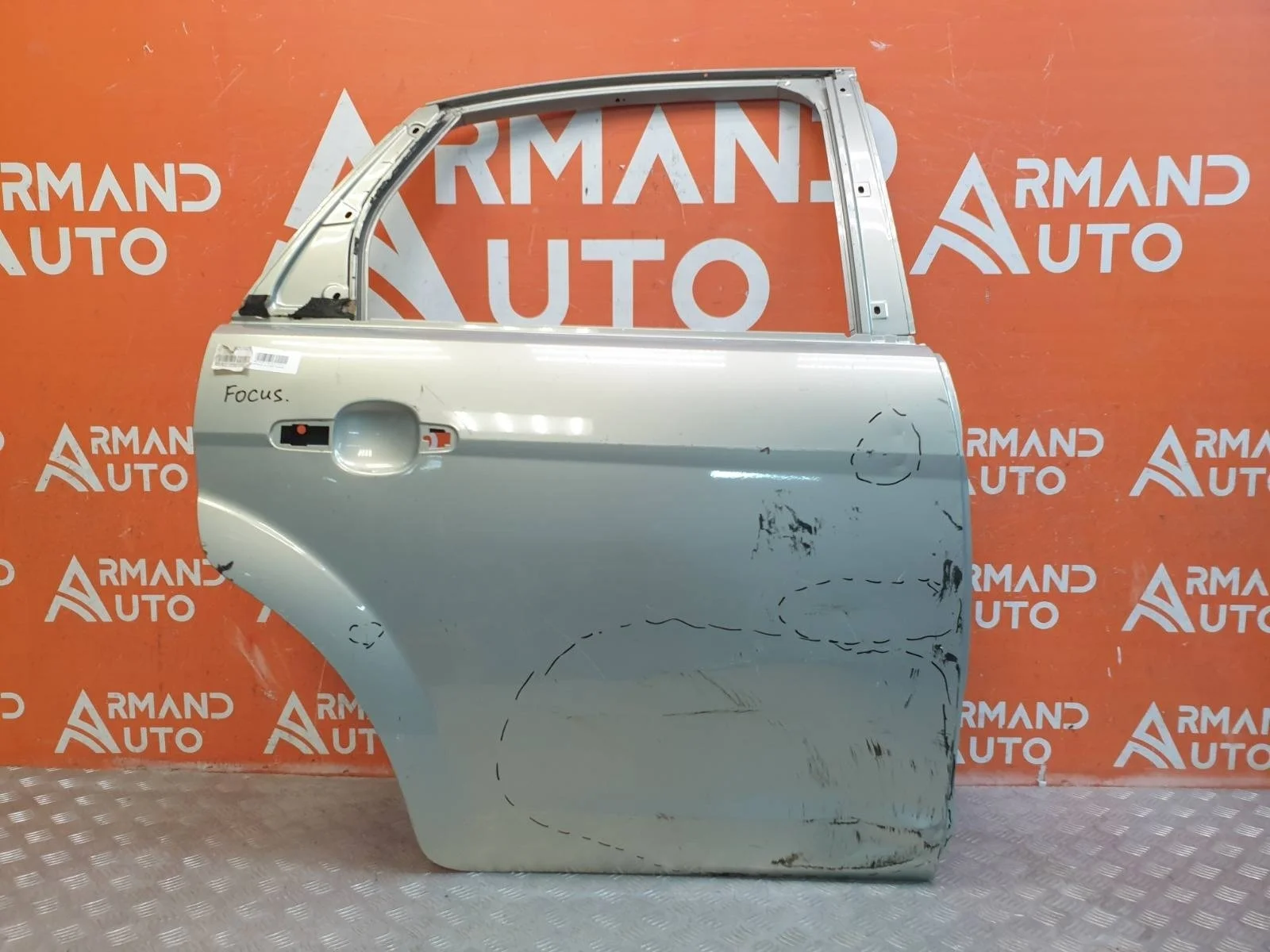 Дверь Ford Focus 2008-2011 1702402 2, задняя правая