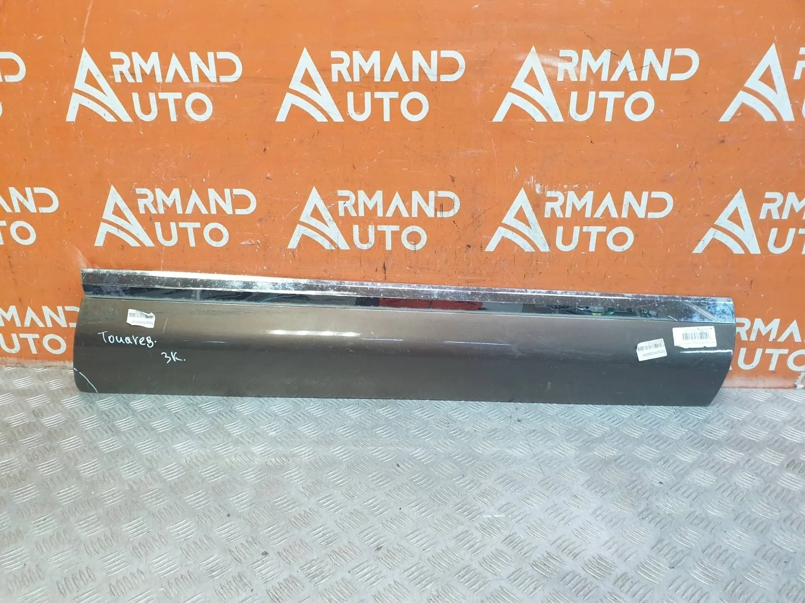 Молдинг двери Volkswagen Touareg 2010-2018 7P6854940MGRU 2, передний правый
