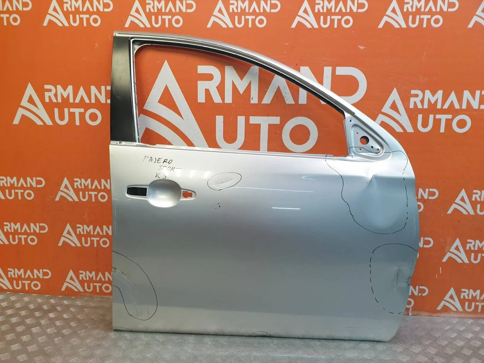 Дверь Mitsubishi Pajero Sport 2015-нв 5700B852 3, передняя правая