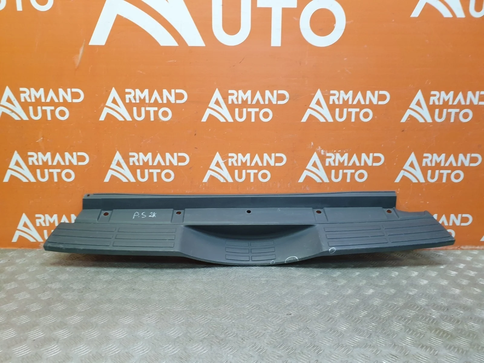 Накладка бампера верхняя Mitsubishi Pajero 2006-2022 6410A186 4, задняя