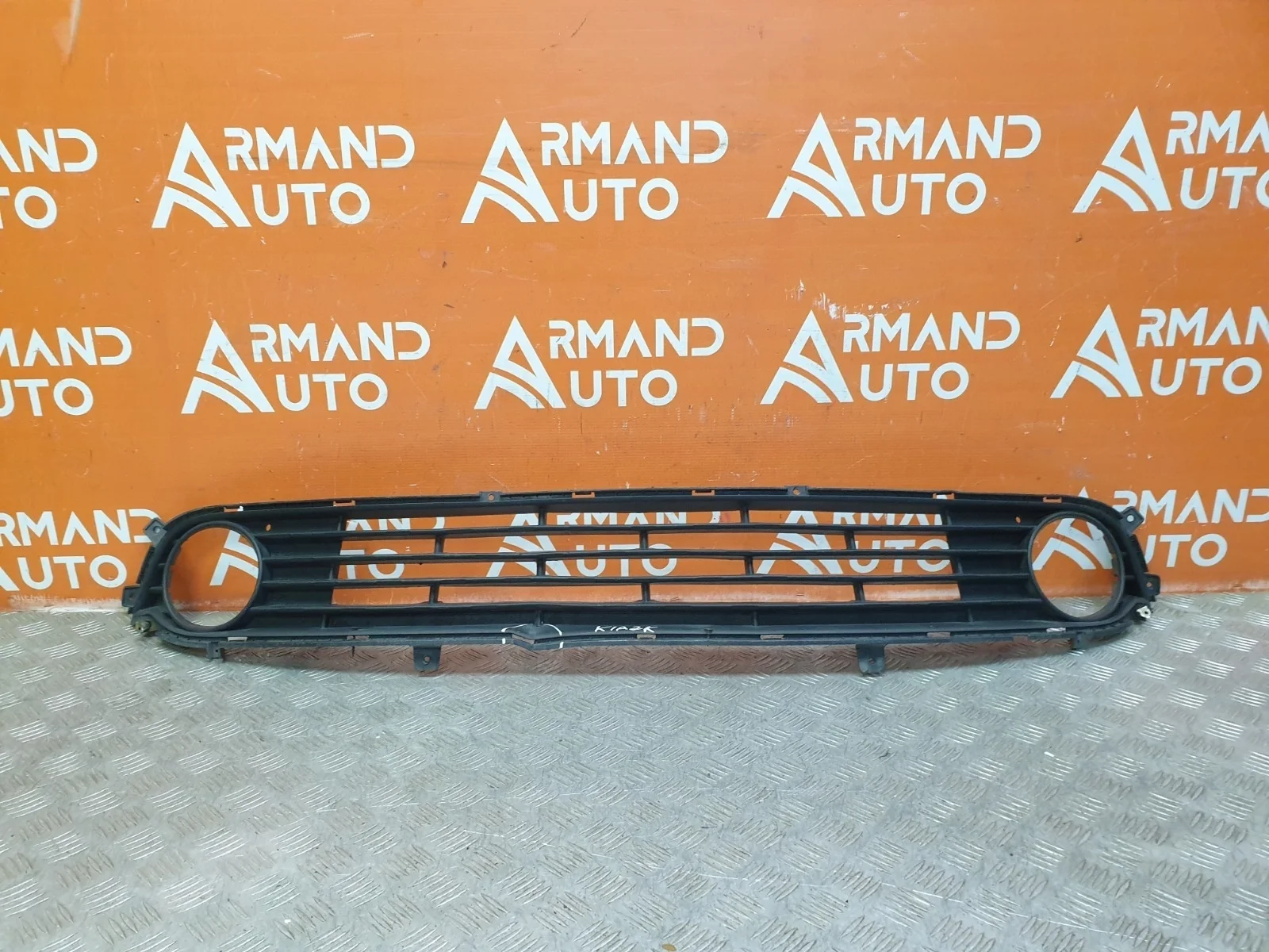Решетка бампера Kia Optima 2015-2018 86560D4000 4 JF, передняя