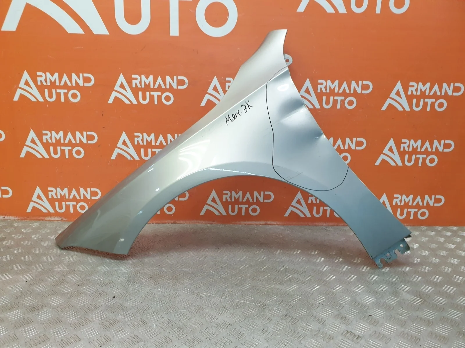 Крыло Mercedes A-Class 2018-нв A1778810500 W177, переднее левое