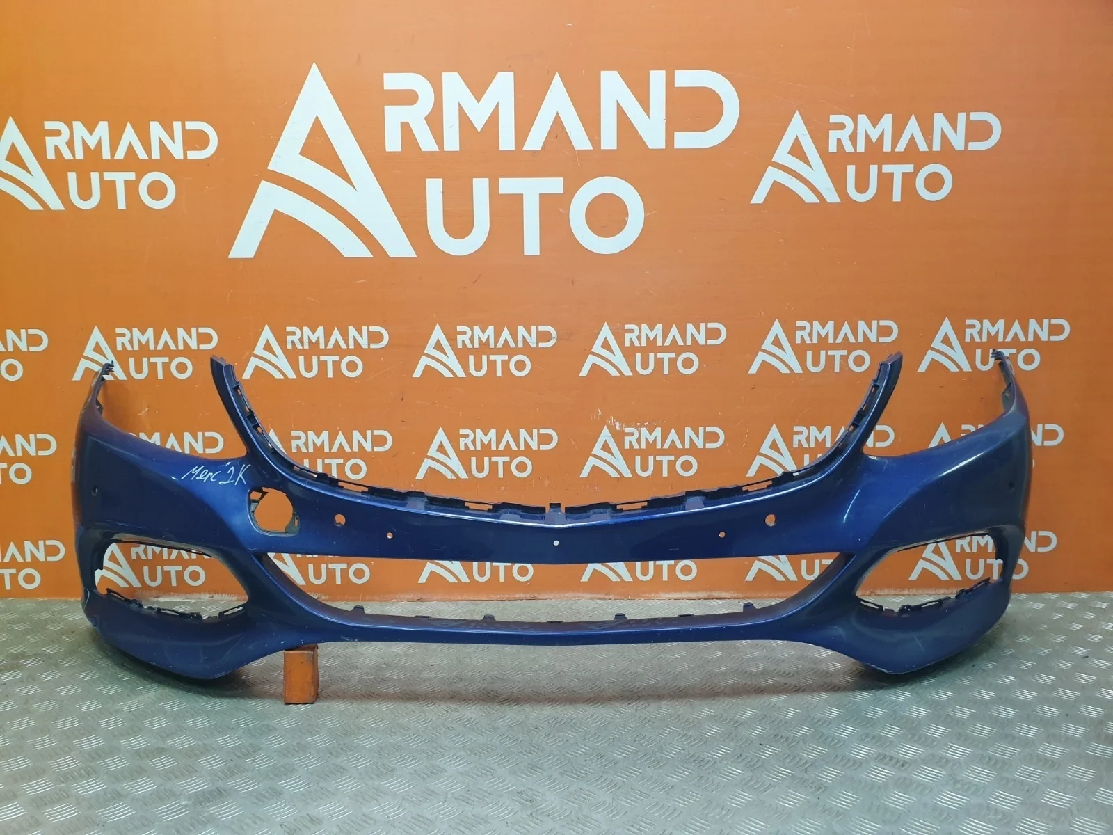 Бампер Mercedes C-Class 2014-2018 A20588516019999 W205, передний