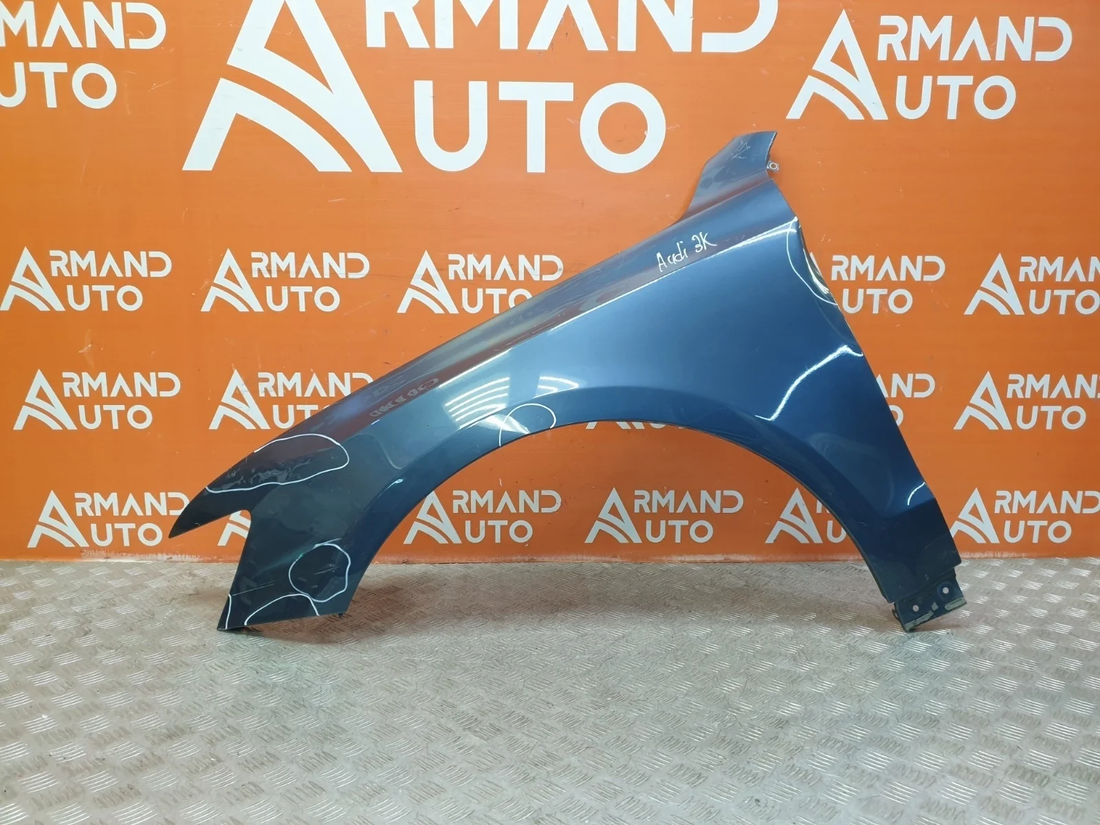 Крыло Audi Q5 2008-2017 8R0821105A 1 8R, переднее левое