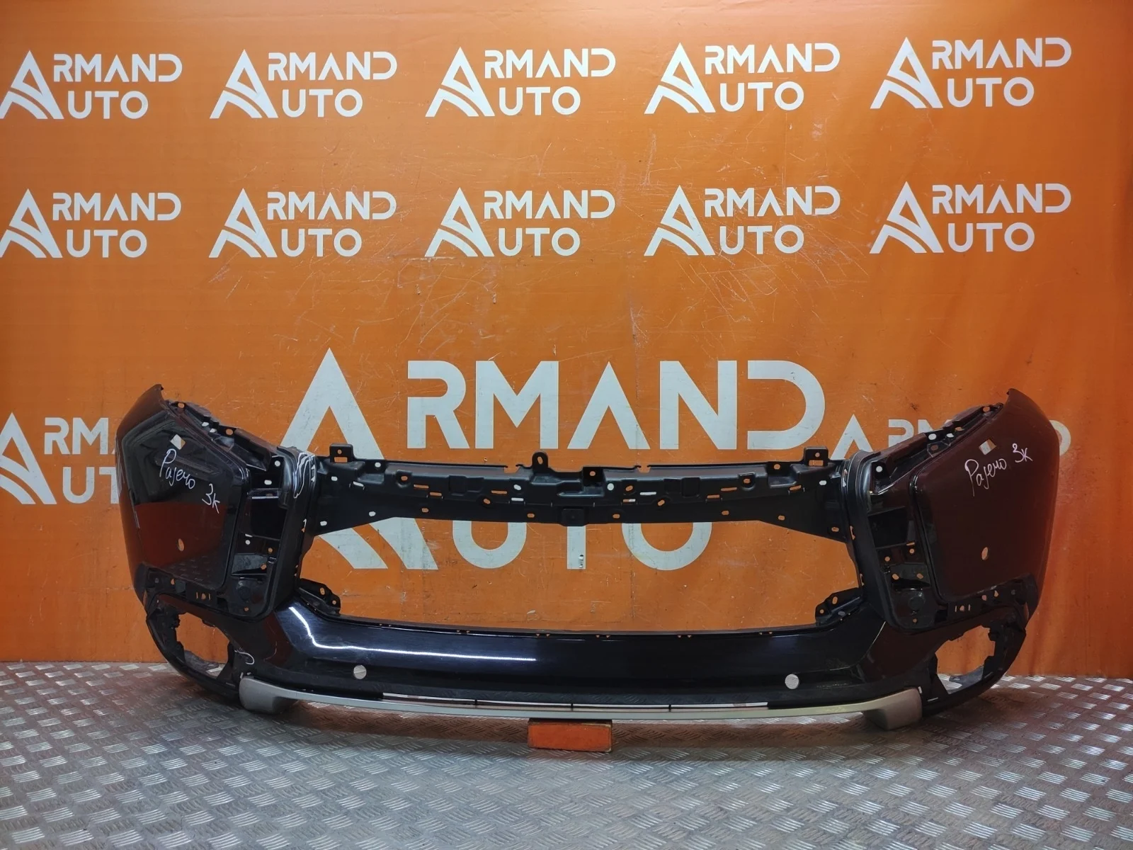 Бампер Mitsubishi Pajero Sport 2015-2021 6400H065 3, передний