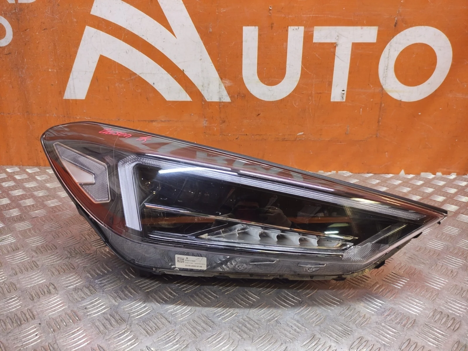 Фара Hyundai Tucson 2018-2021 92102D7700 3, правая