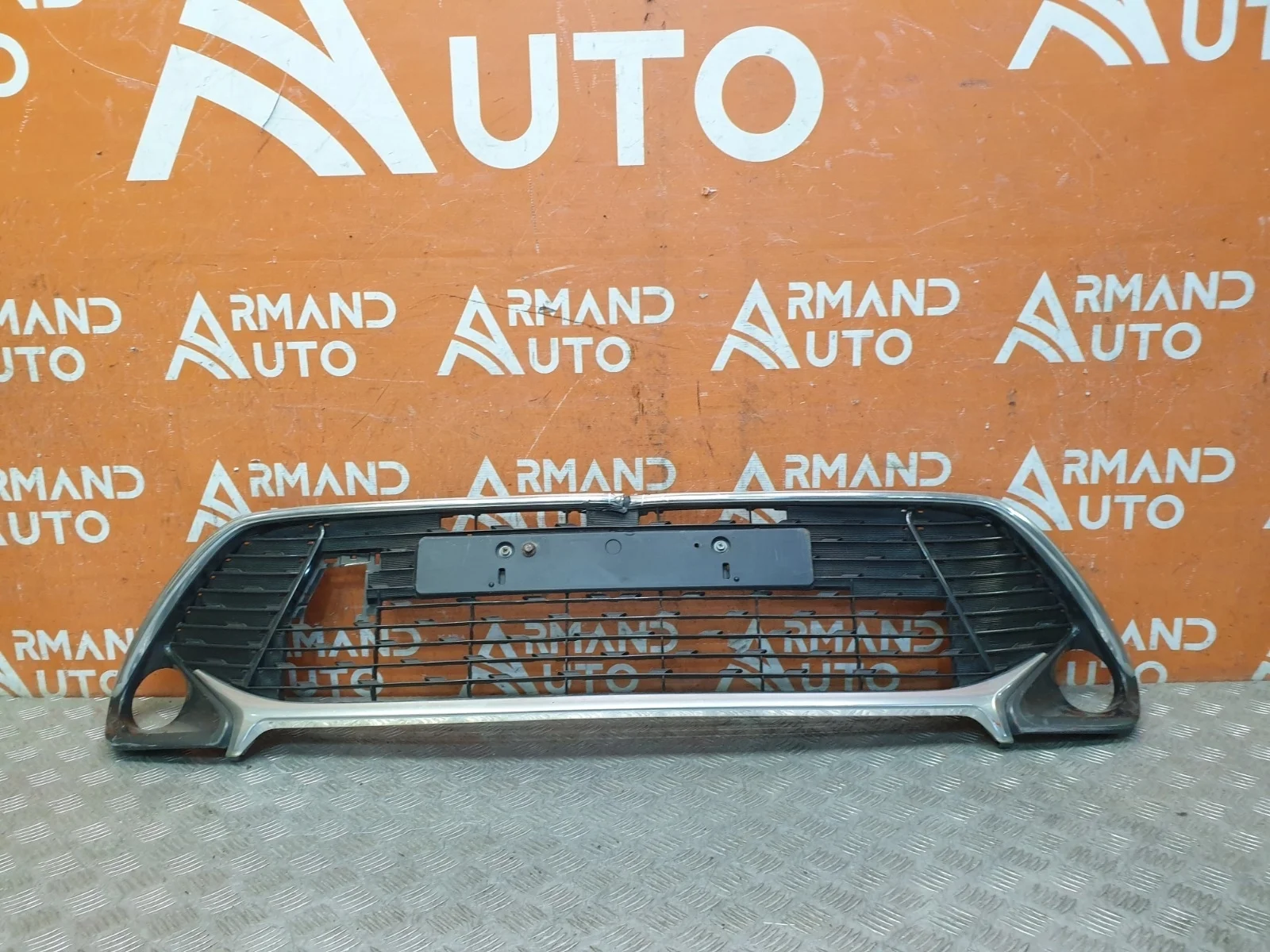 Решетка бампера Toyota Camry 2017-2018 5310206590 7 XV50, передняя