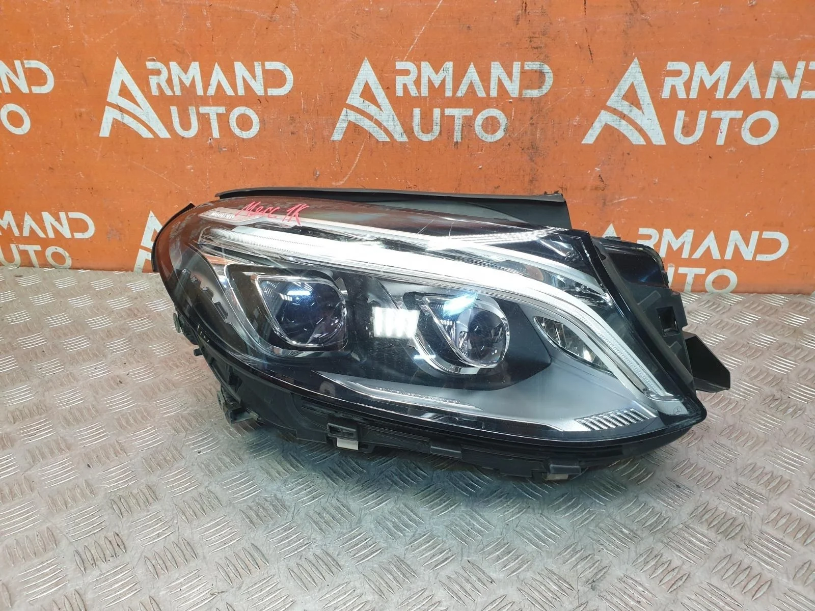 Фара Mercedes M ML GLE-Class 2015-2018 A1668200859 W166, правая