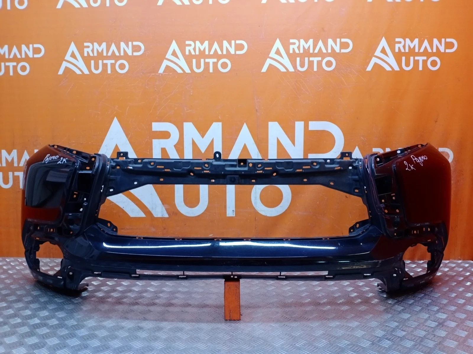 Бампер Mitsubishi Pajero Sport 2015-2021 6400G851 3, передний