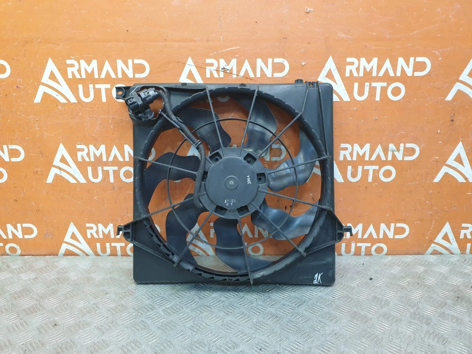 Вентилятор радиатора Hyundai Santa Fe 2005-2012 253802B700 2 CM