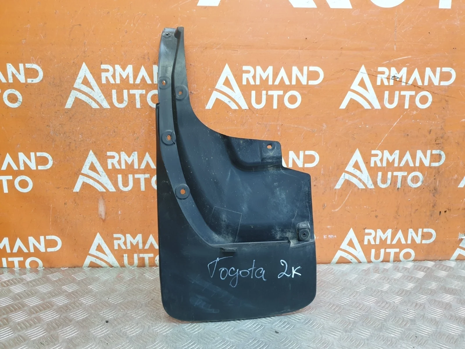 Брызговик Toyota Land Cruiser 2007-2015 7662660240 200, задний левый