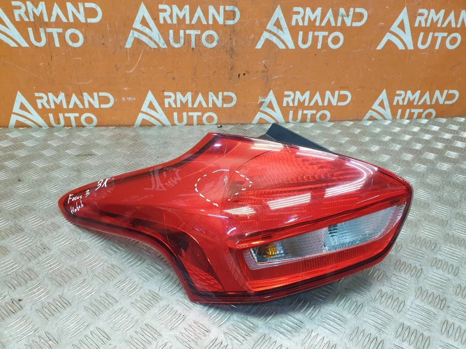 Фонарь Ford Focus 2014-2019 1906355 3, левый