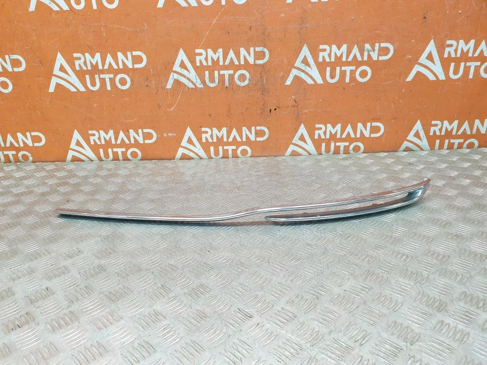 Накладка решетки бампера Mercedes S-Class 2017-2020 A2228851300 W222, передняя правая